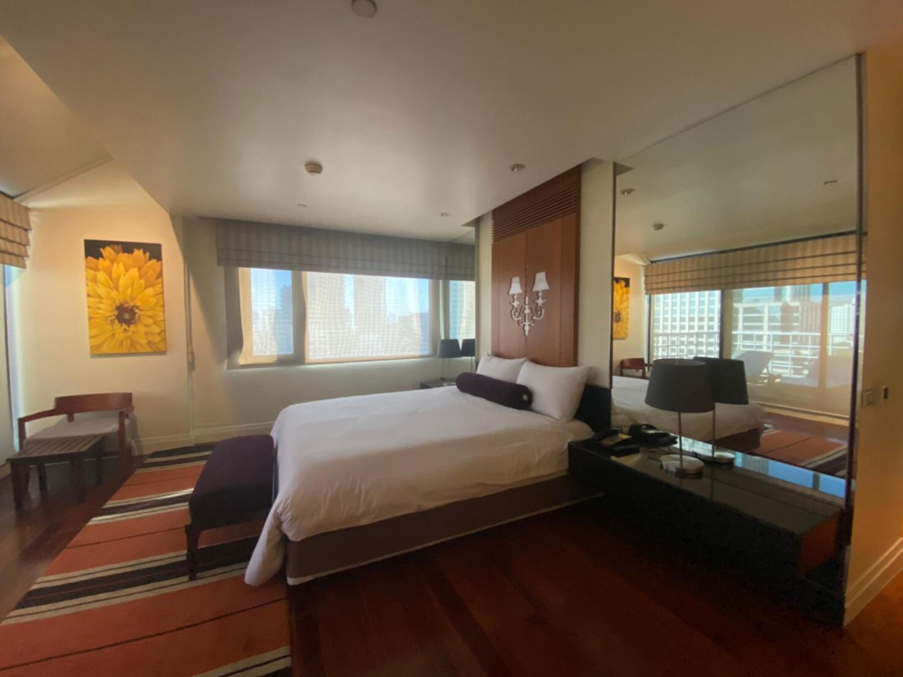 Deluxe Double Room with Balcony photo 2