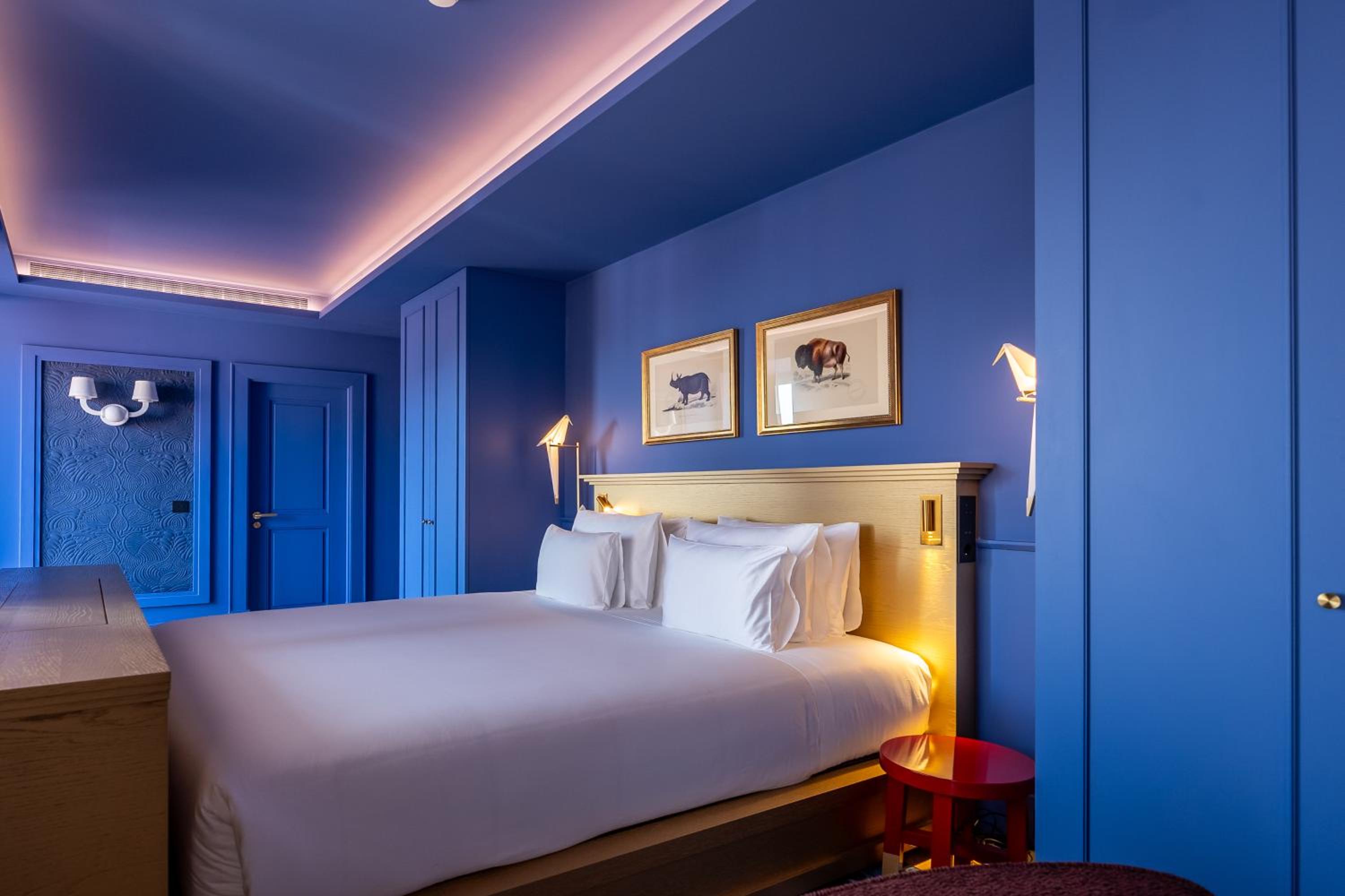 Royal Suite with Terrace thumbnail 6
