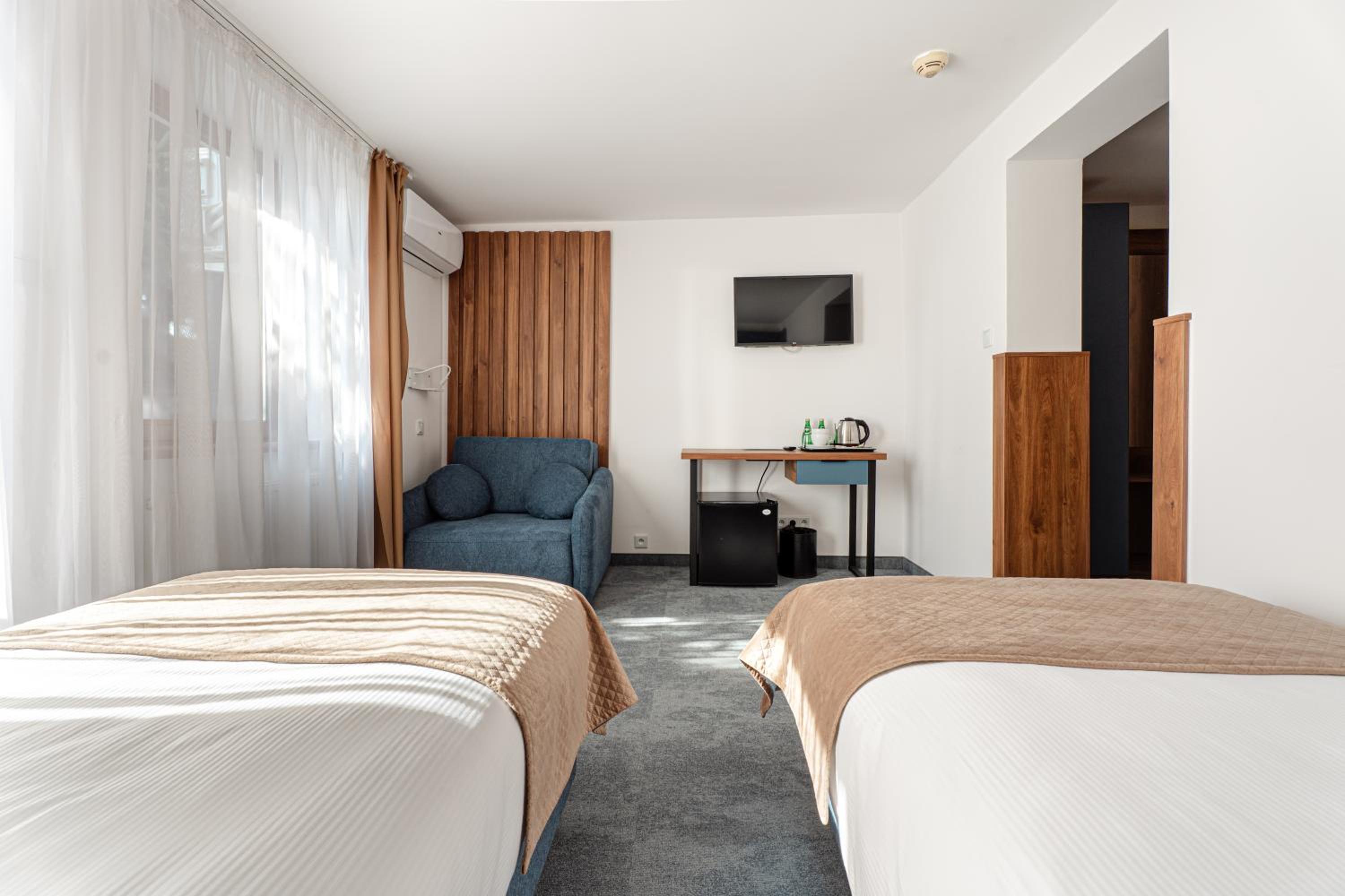 Deluxe Triple Room