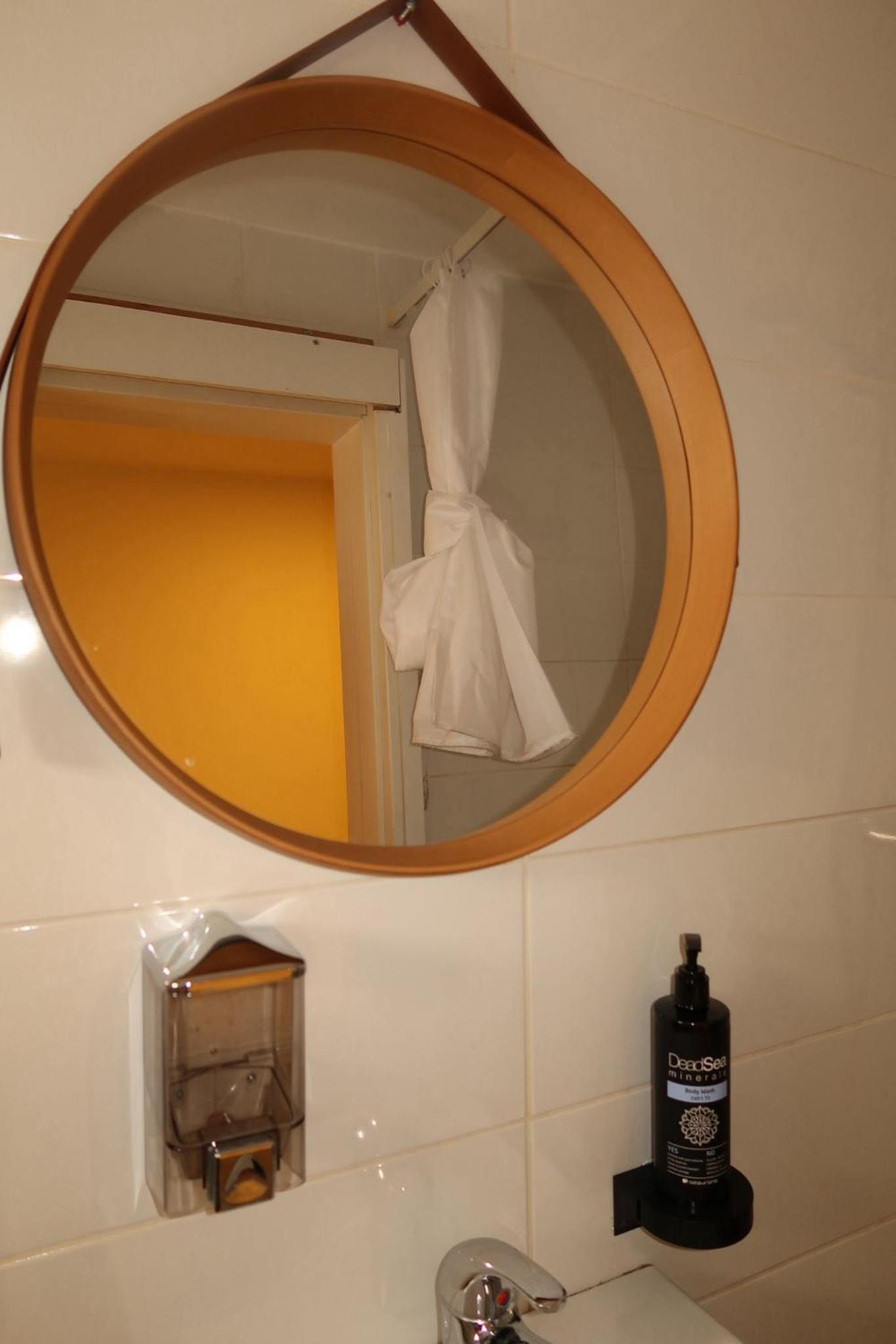 Deluxe King Room photo 3