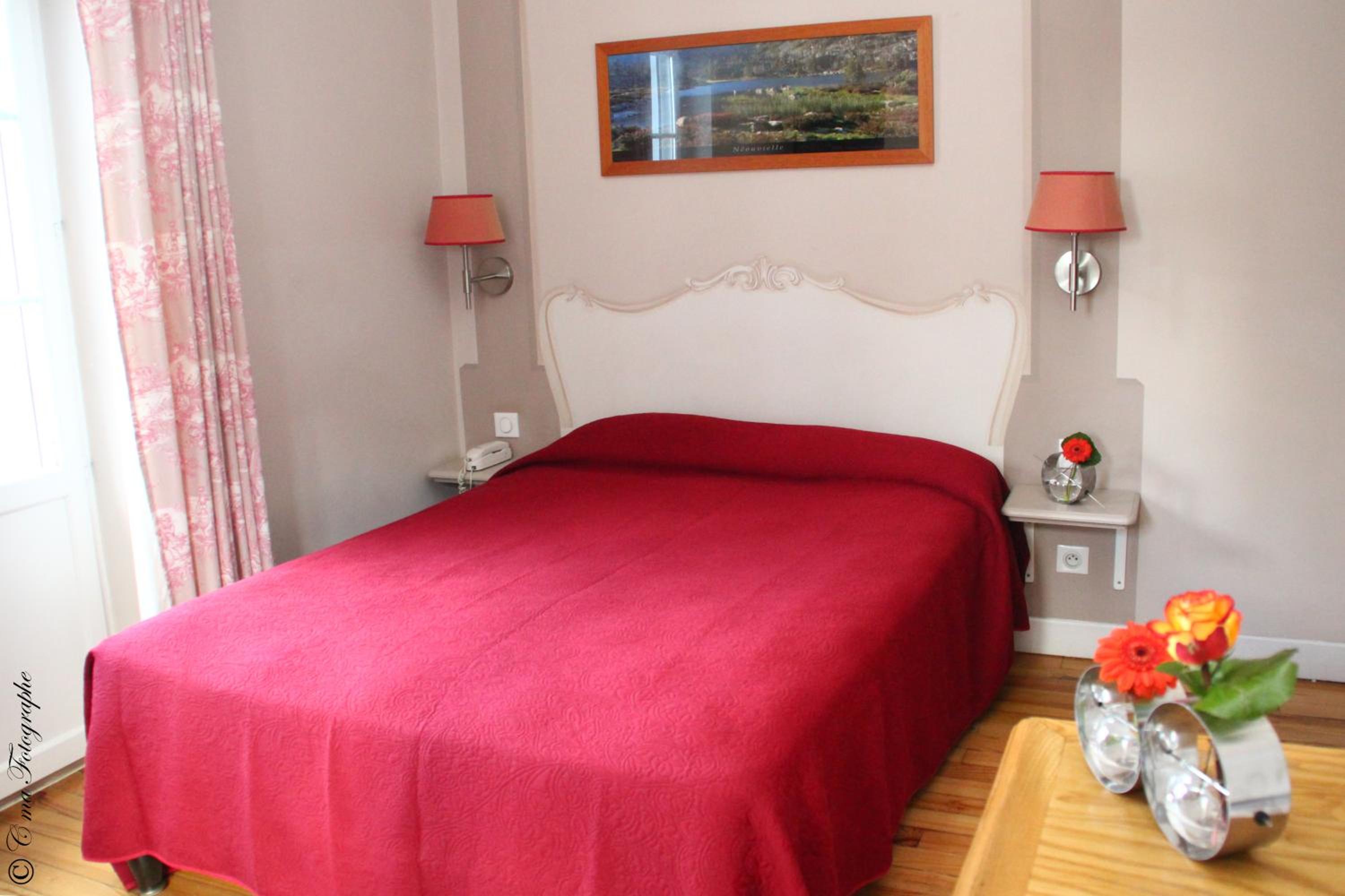 Double or Twin Room - Photo 1