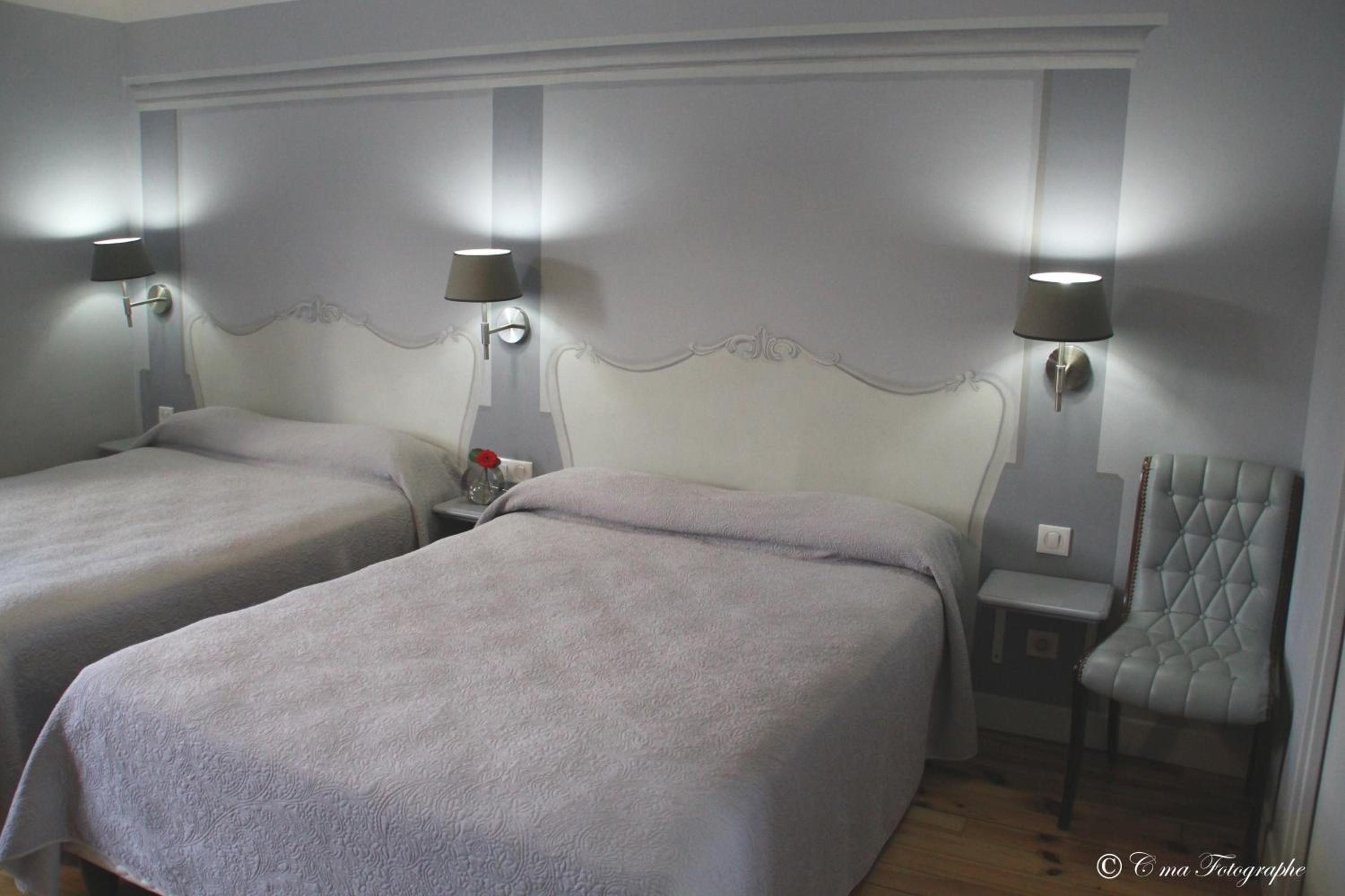 Quadruple Room - Photo 1
