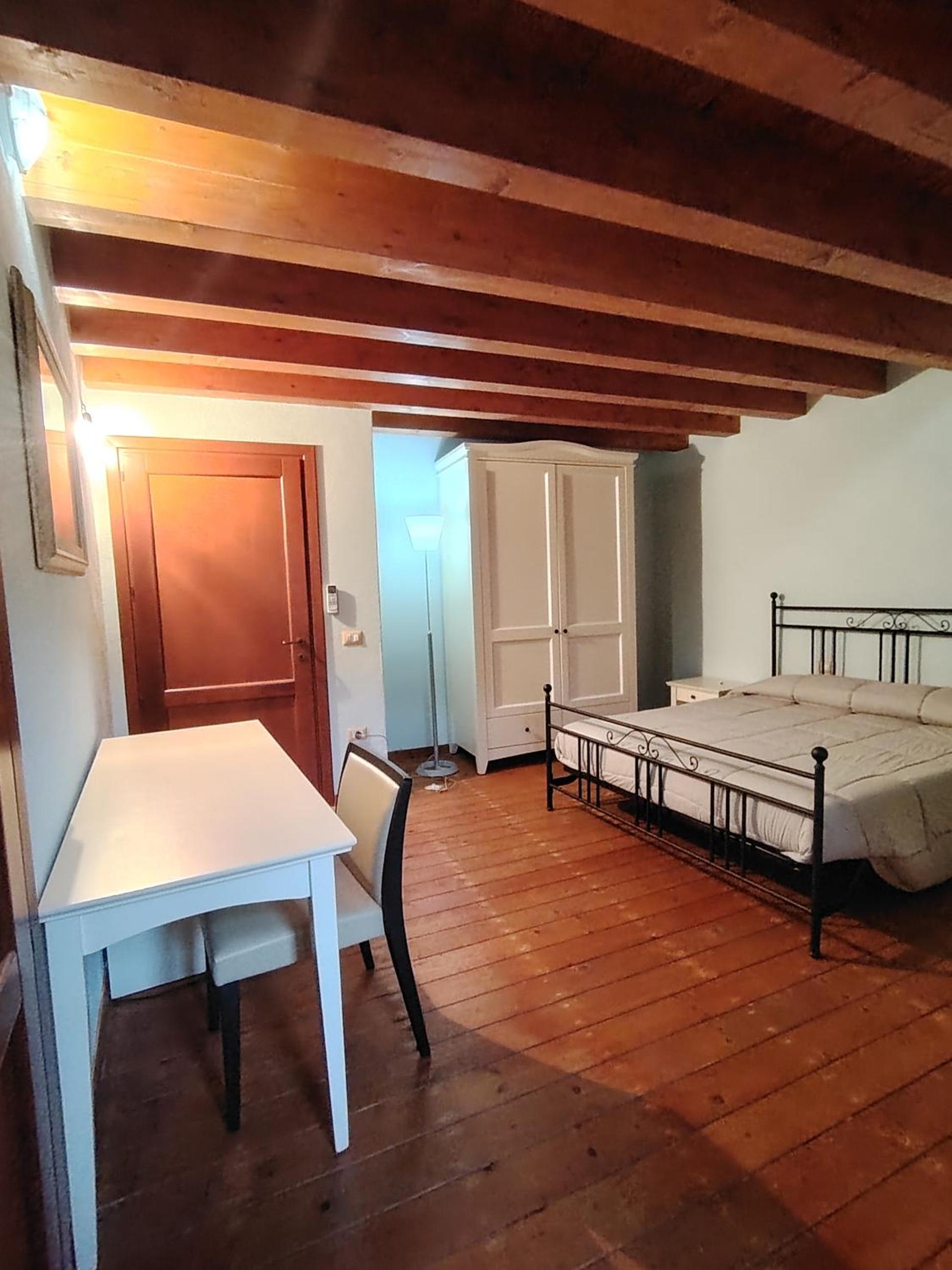 Triple Room With Private Bathroom photo 3