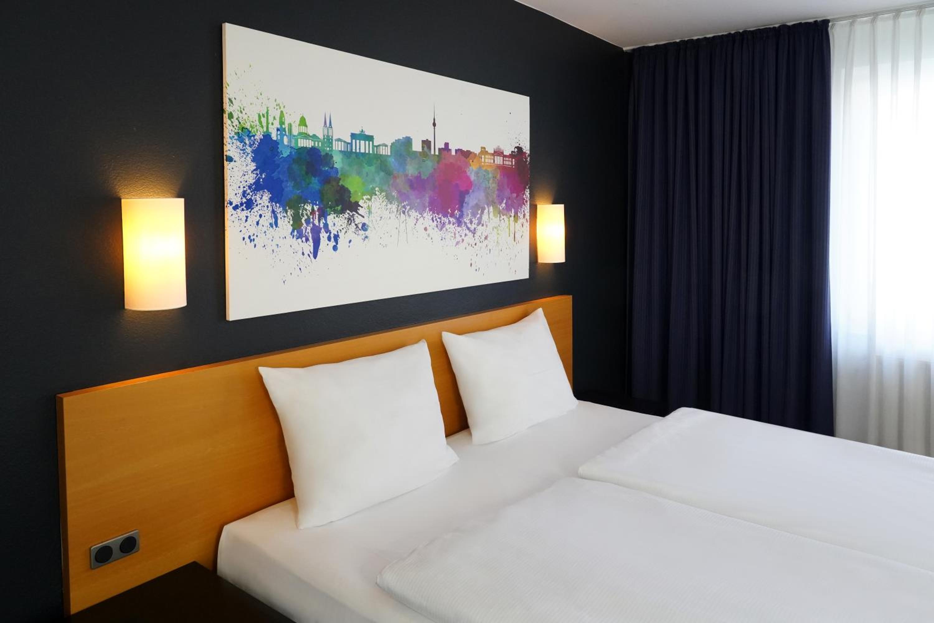 Superior Double or Twin Room - Courtyard View - Photo 4
