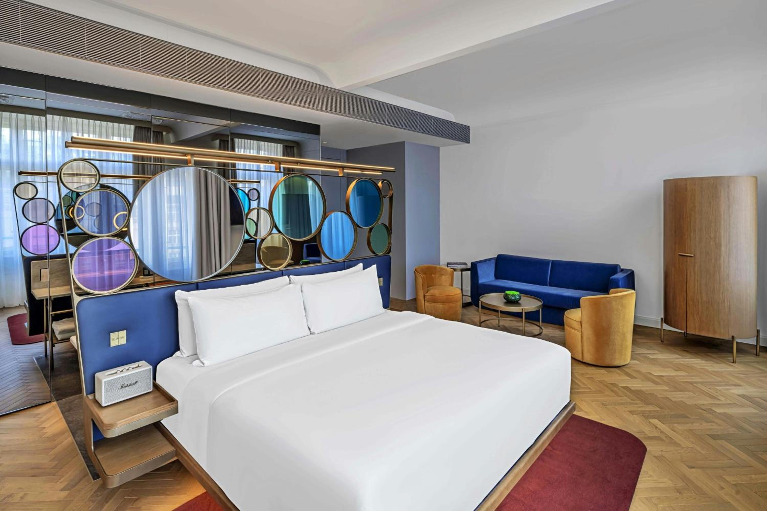 Heritage Bohemia King Suite with City View
