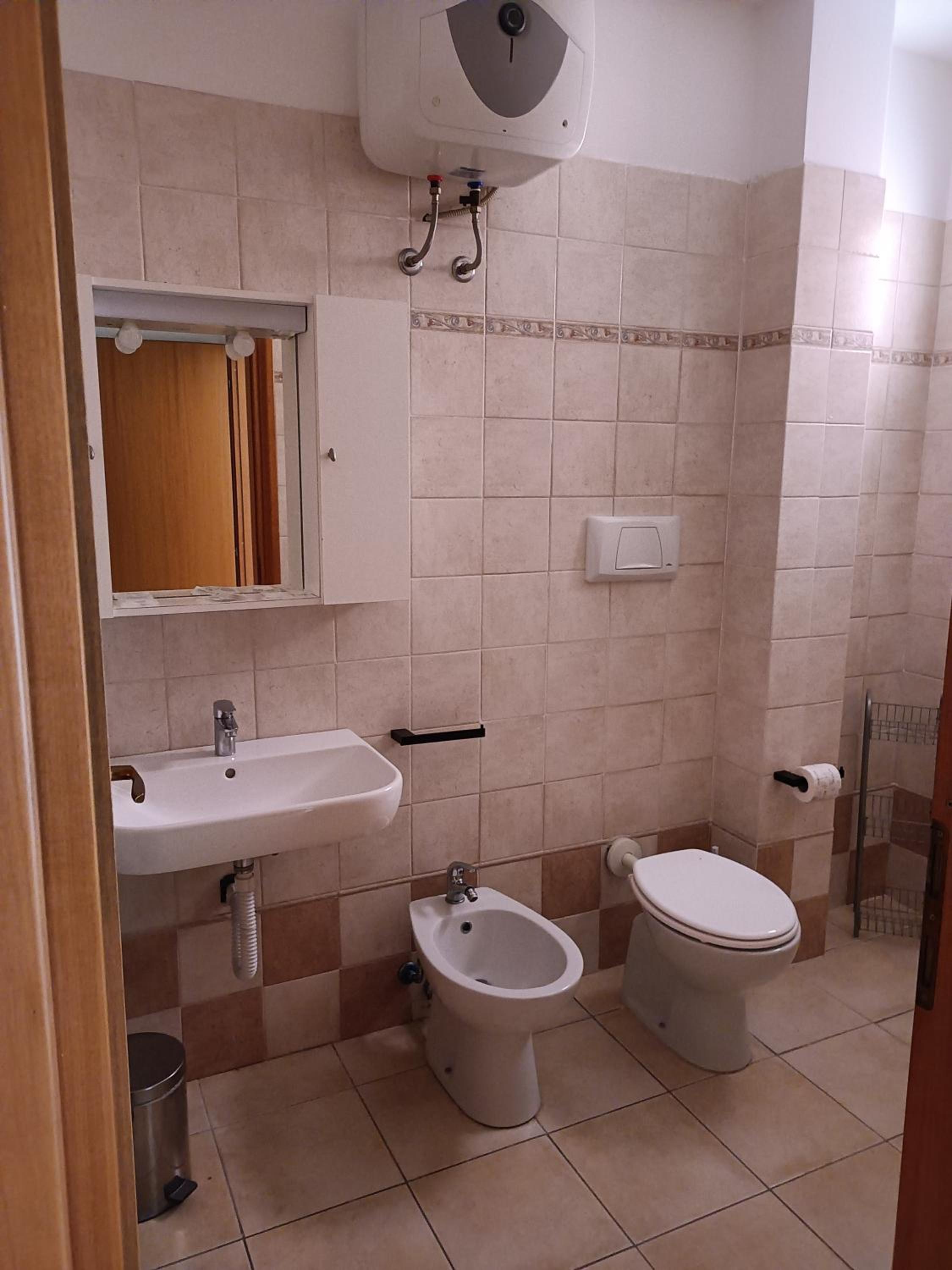 Two-Bedroom Apartment with Balcony and Terrace photo 2