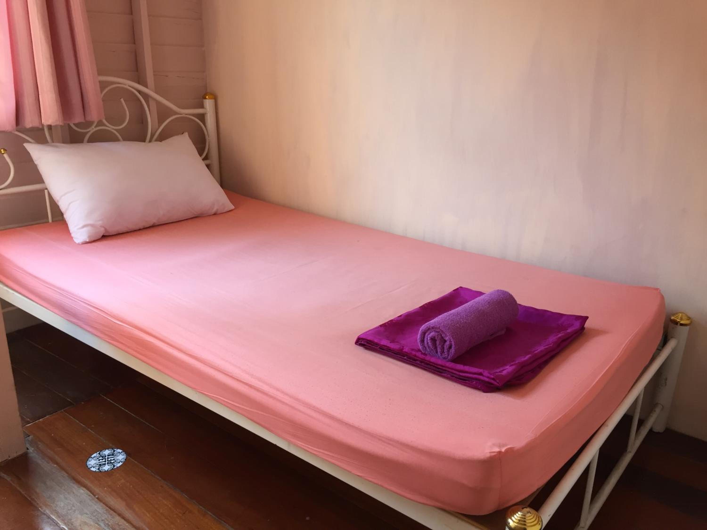 Single Room photo 2