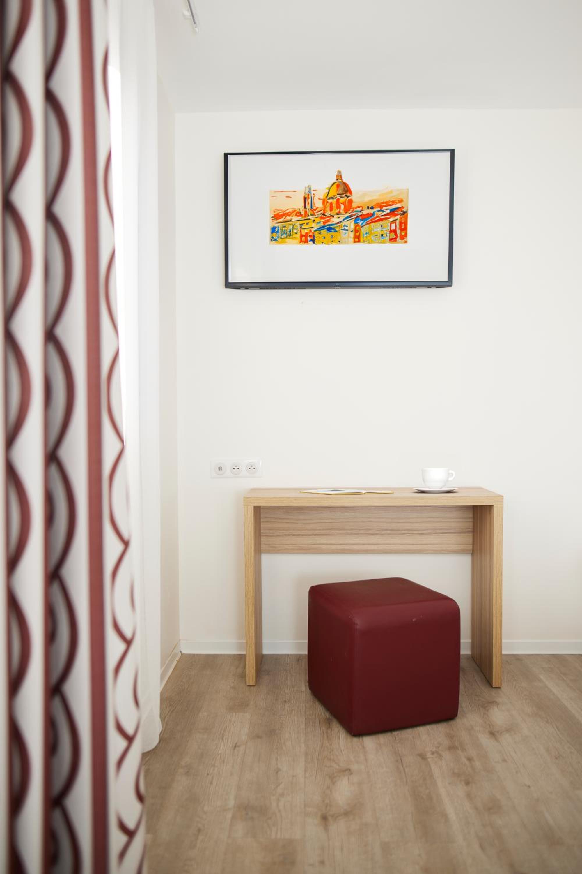 Standard Quadruple Room - Photo 4
