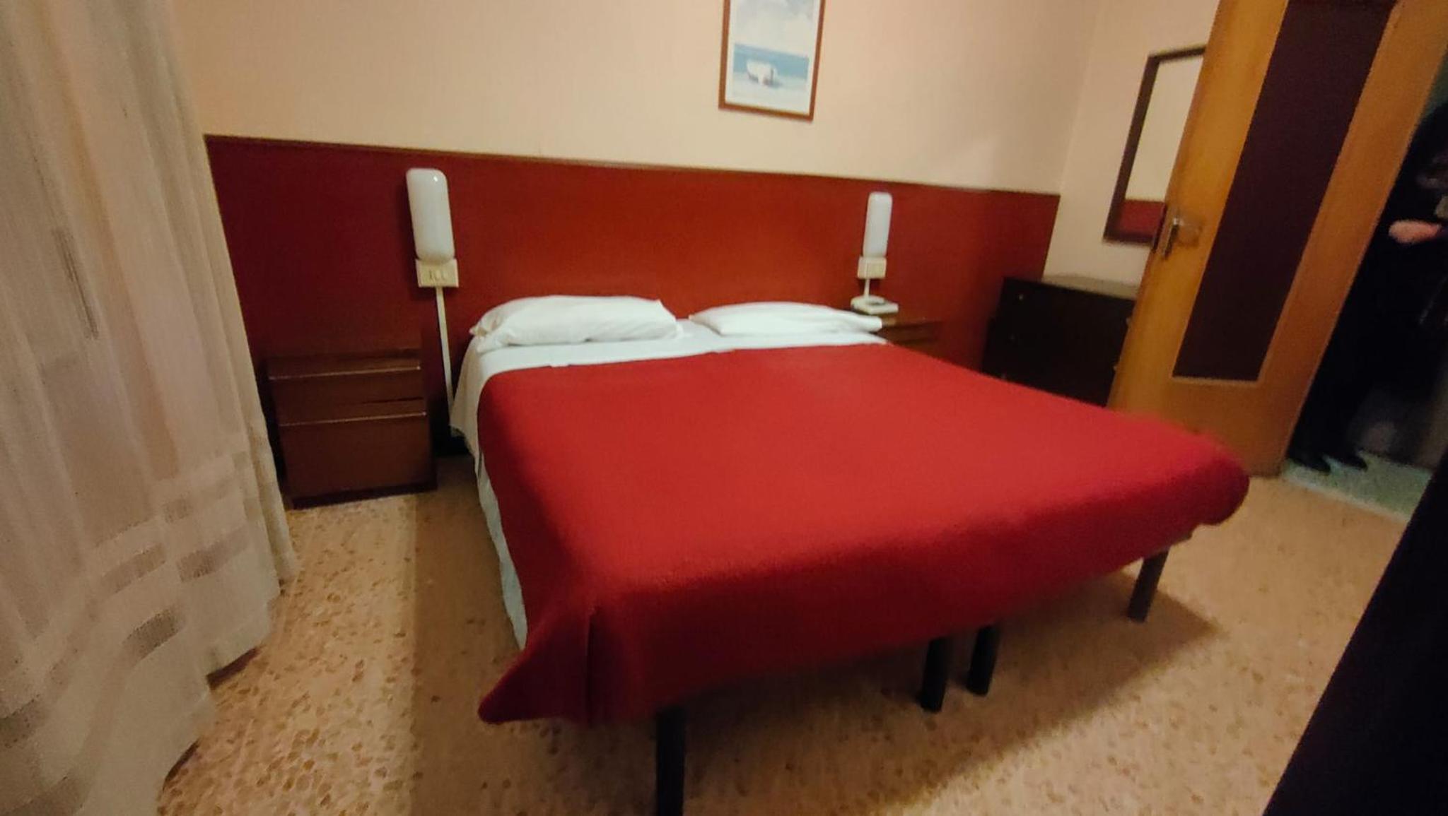 Deluxe Double or Twin Room photo 1