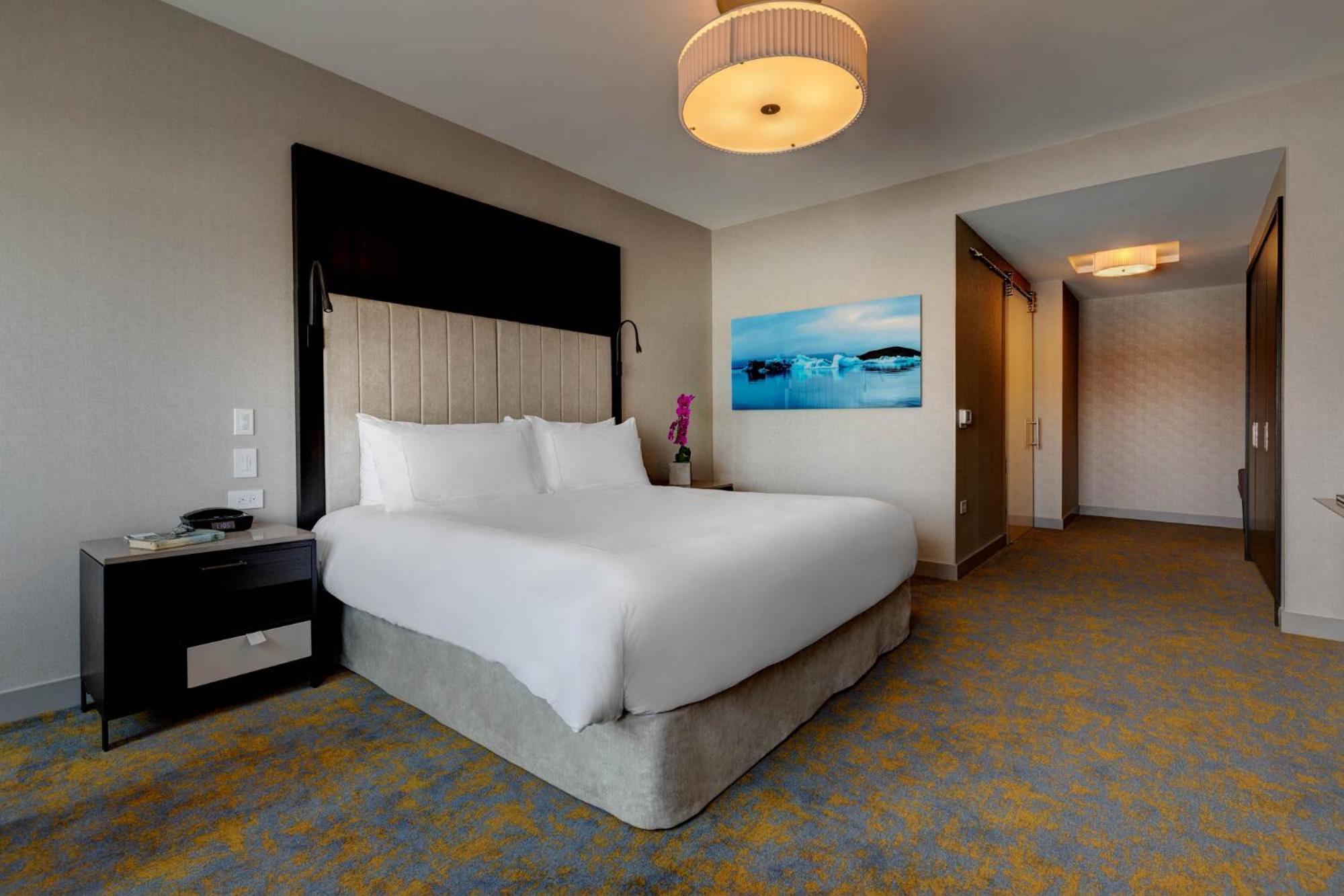 King Room with Lake View