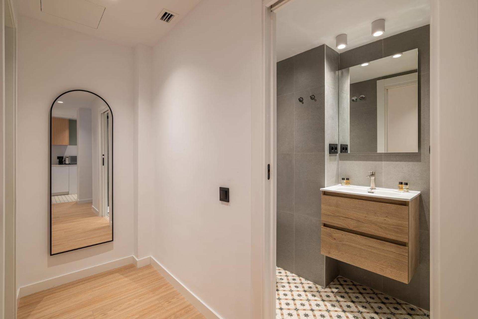 Three-Bedroom Apartment Suite photo 2
