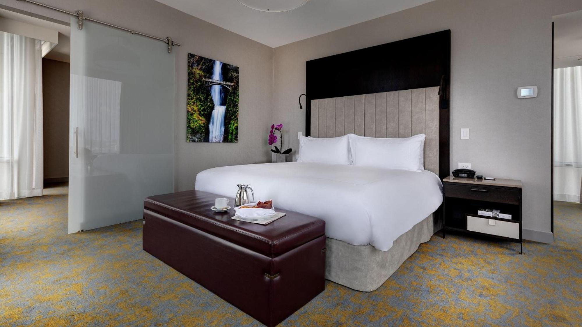 One-Bedroom Suite