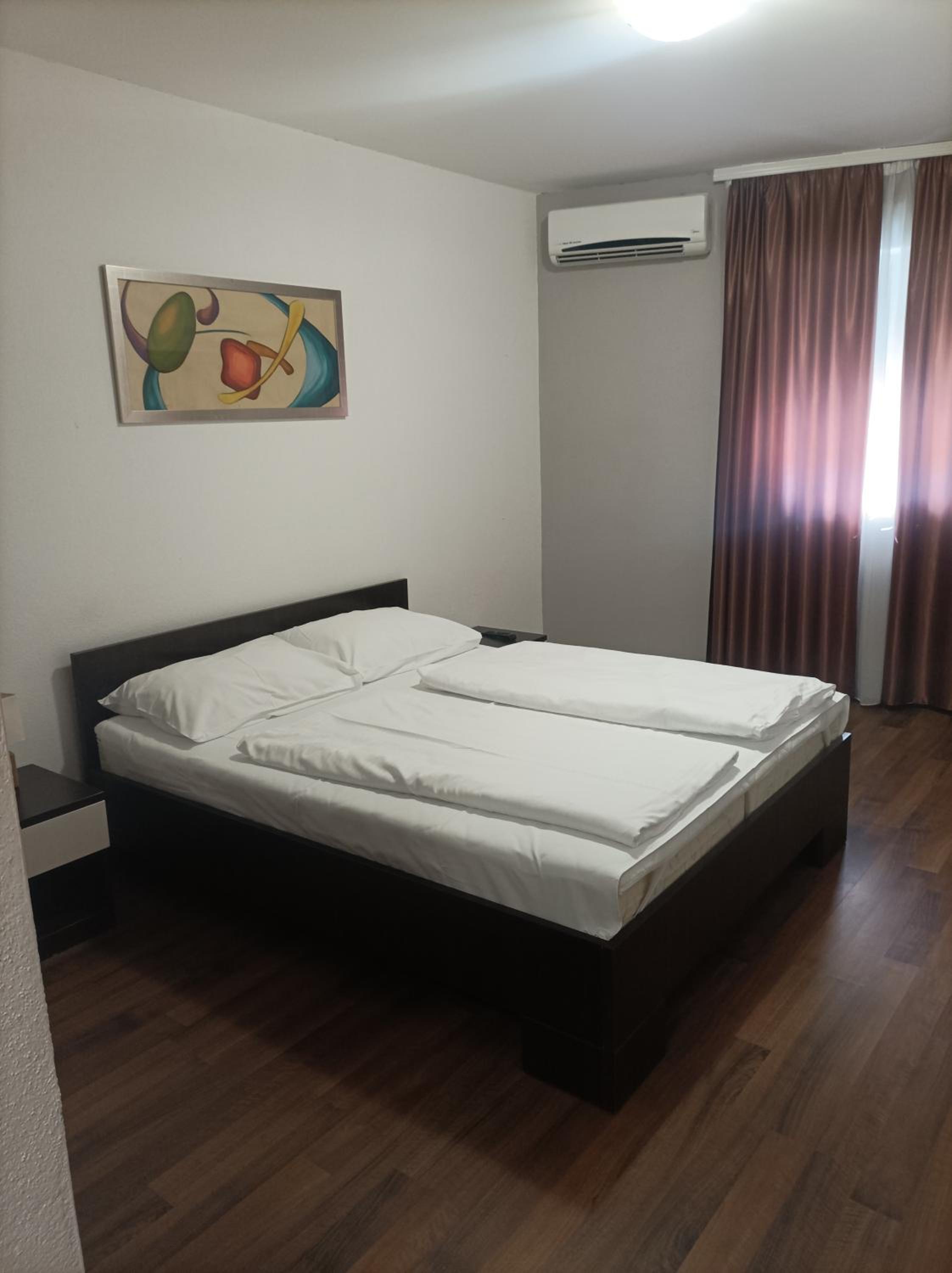 Double Room - Photo 2