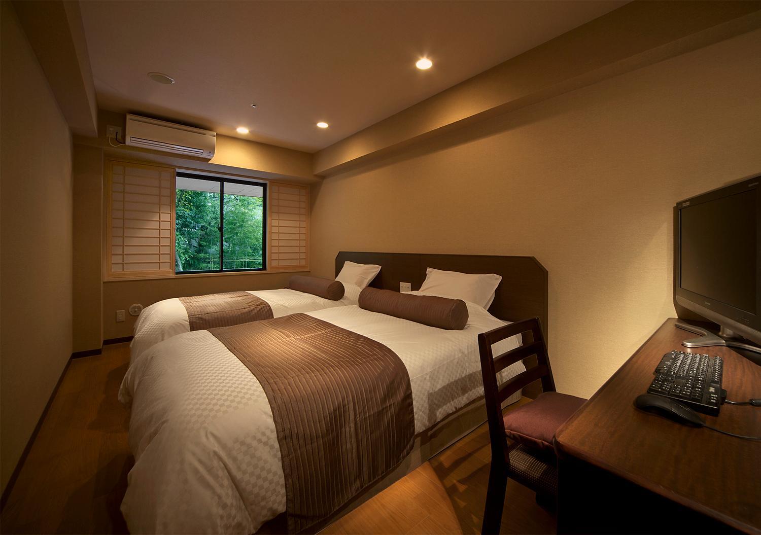 Twin Room - Non-Smoking