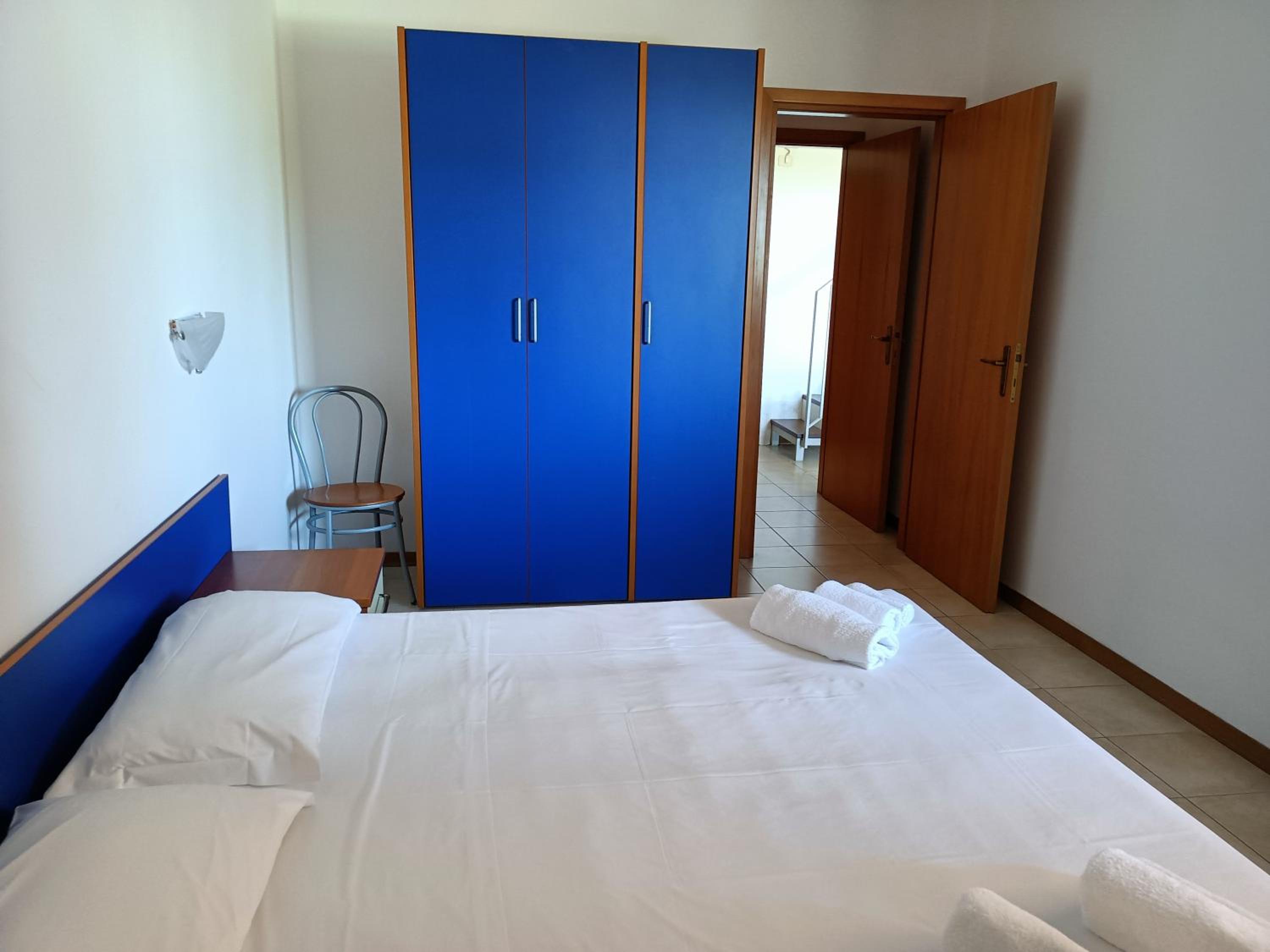 Two-Bedroom Apartment with Balcony and Terrace photo 3