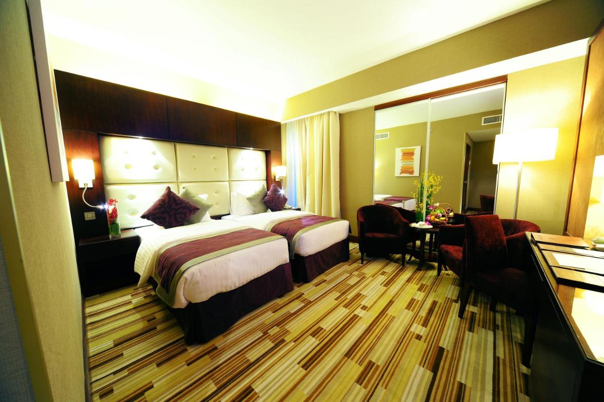 Double or Twin Room photo 3