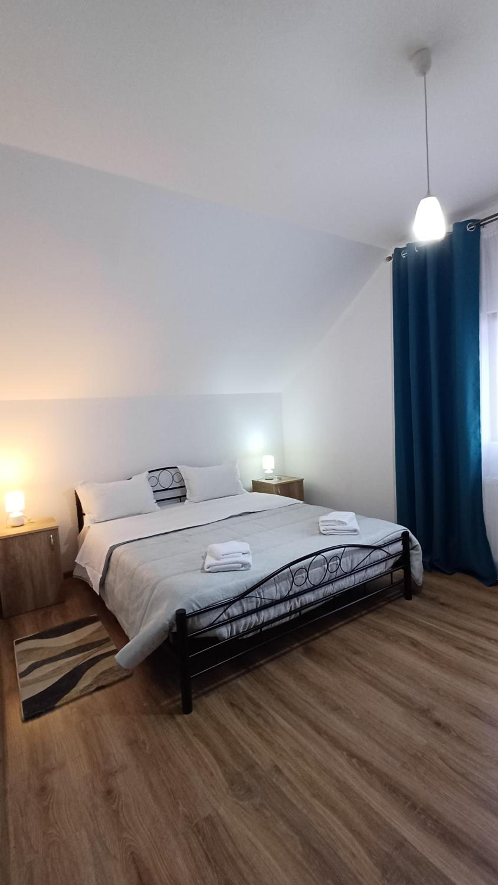 Four-Room Apartment - Photo 15