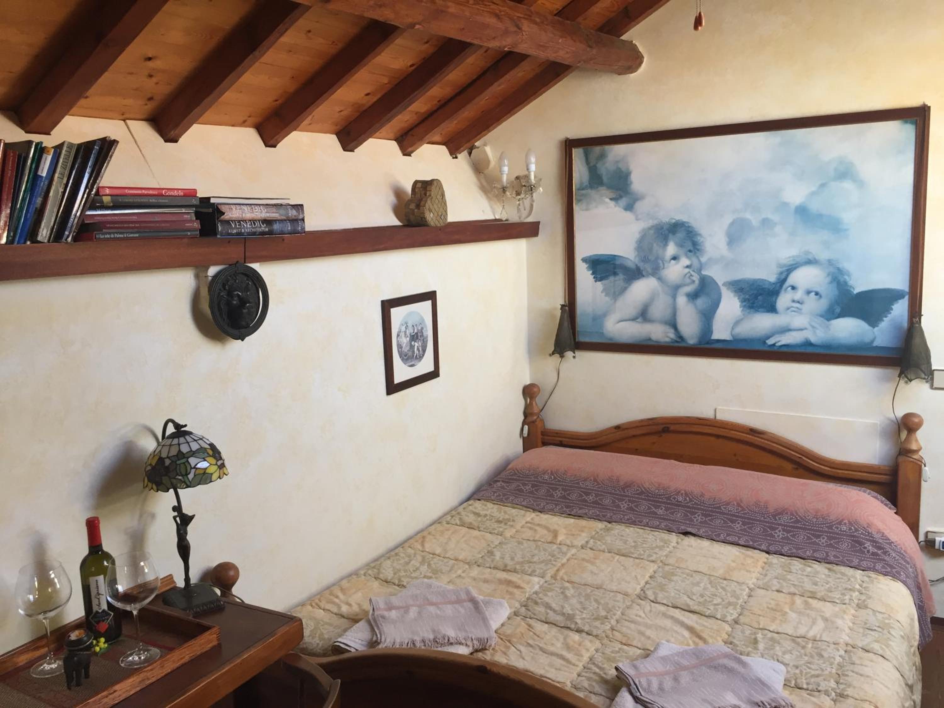 Deluxe Double Room with Shower photo 1