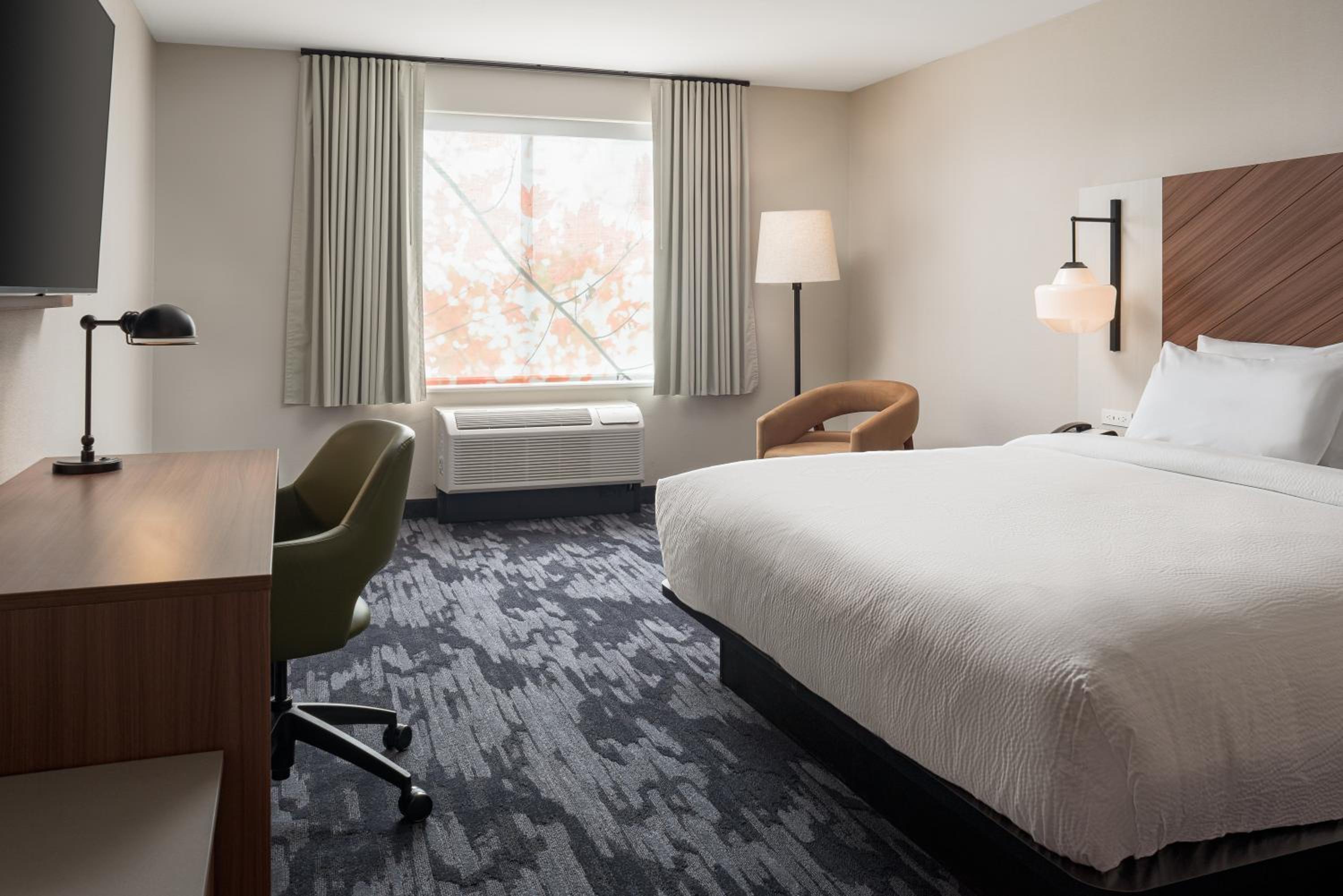 King Room - Mobility and Hearing Accessible
