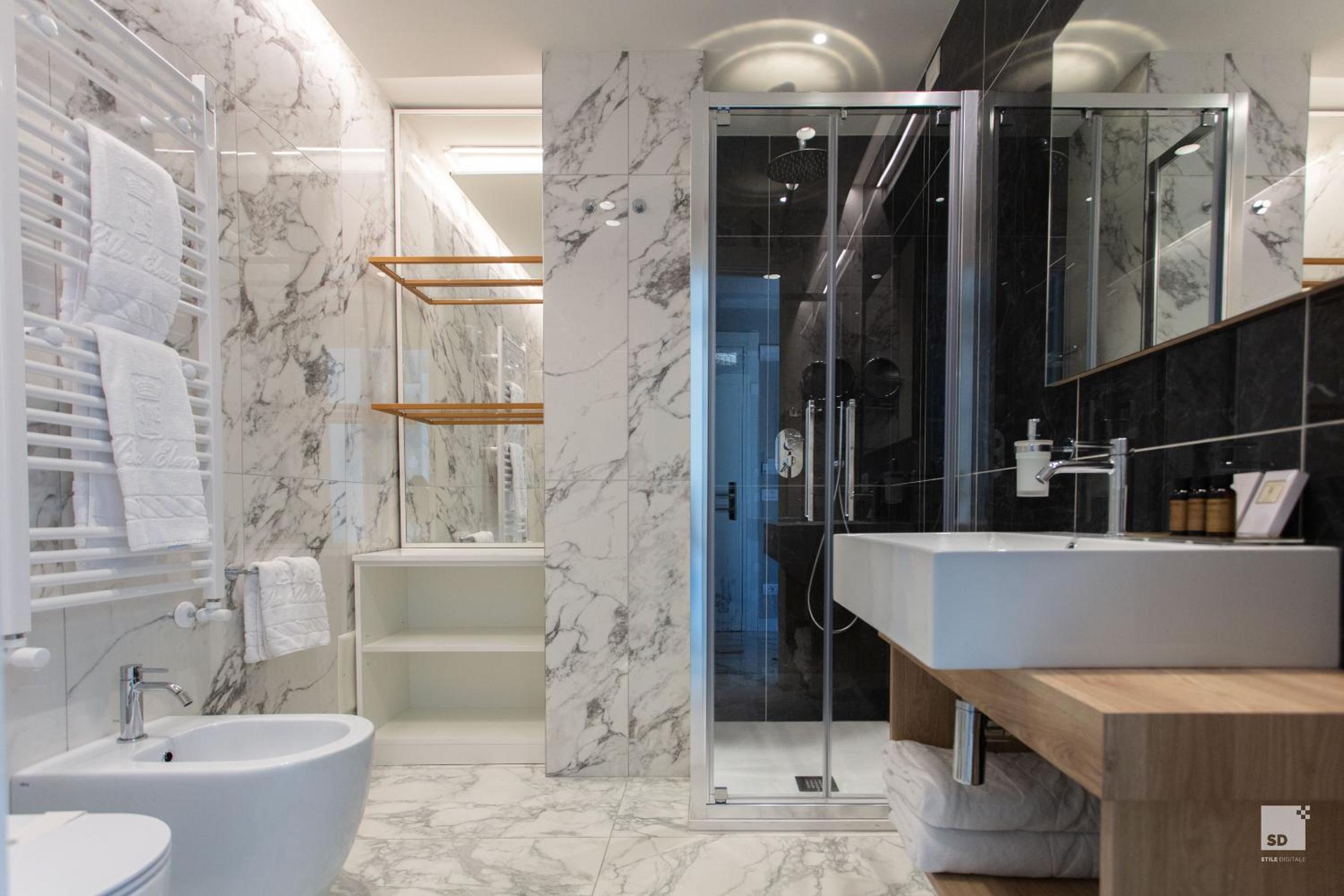 Large Double or Twin Room