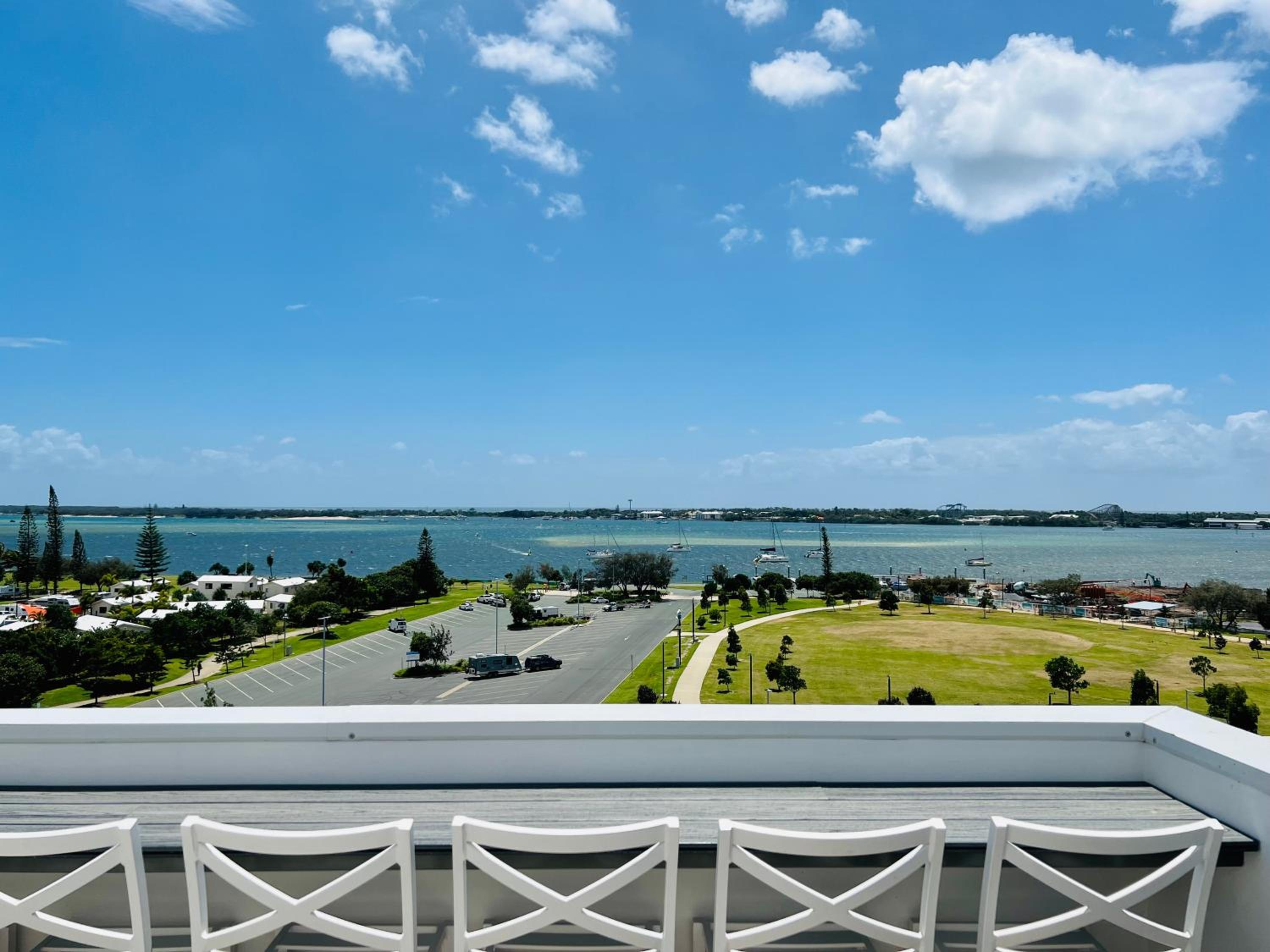 Apartment with View and Balcony