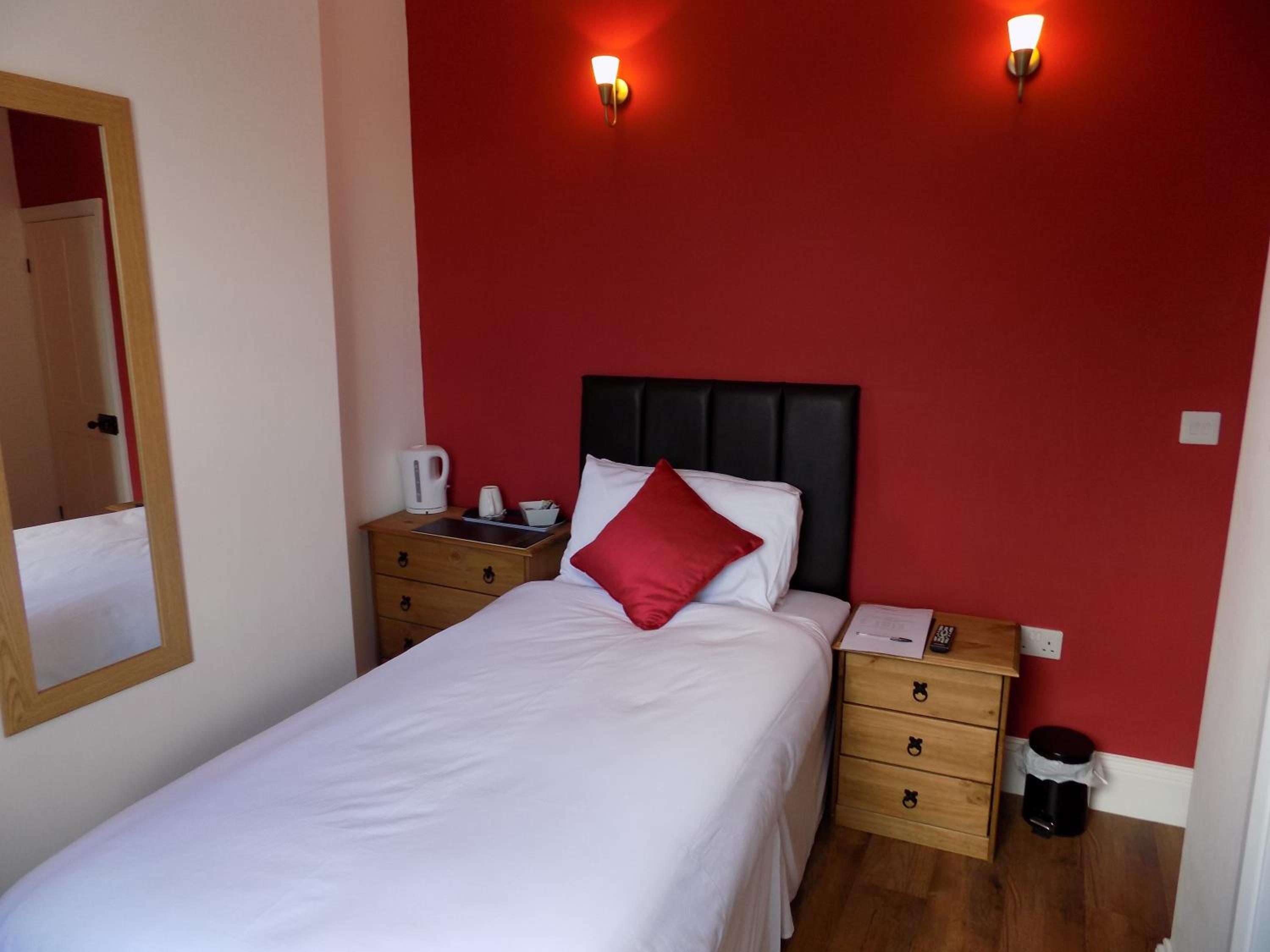 Single Room photo 1