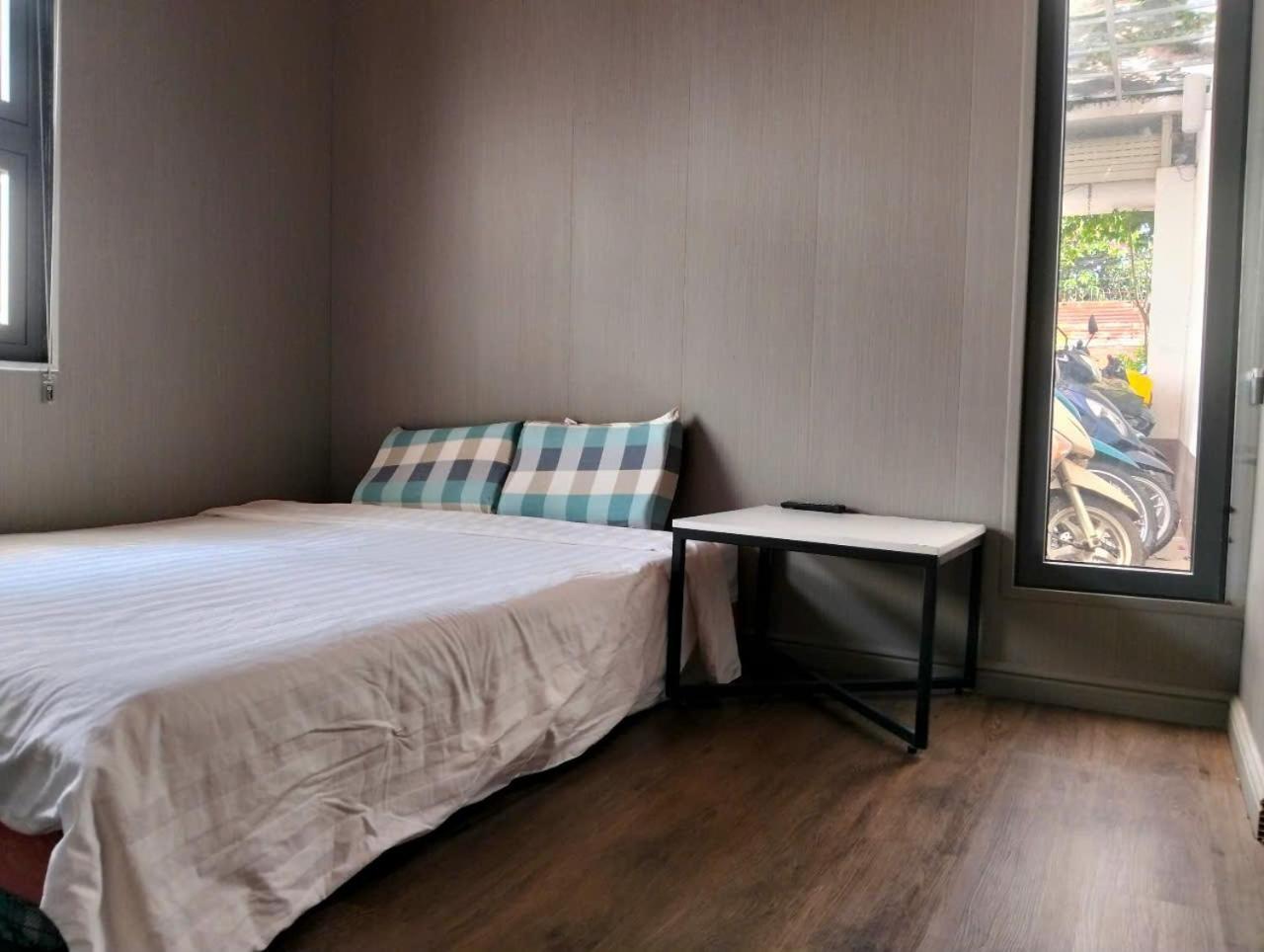 Large Single Room photo 3