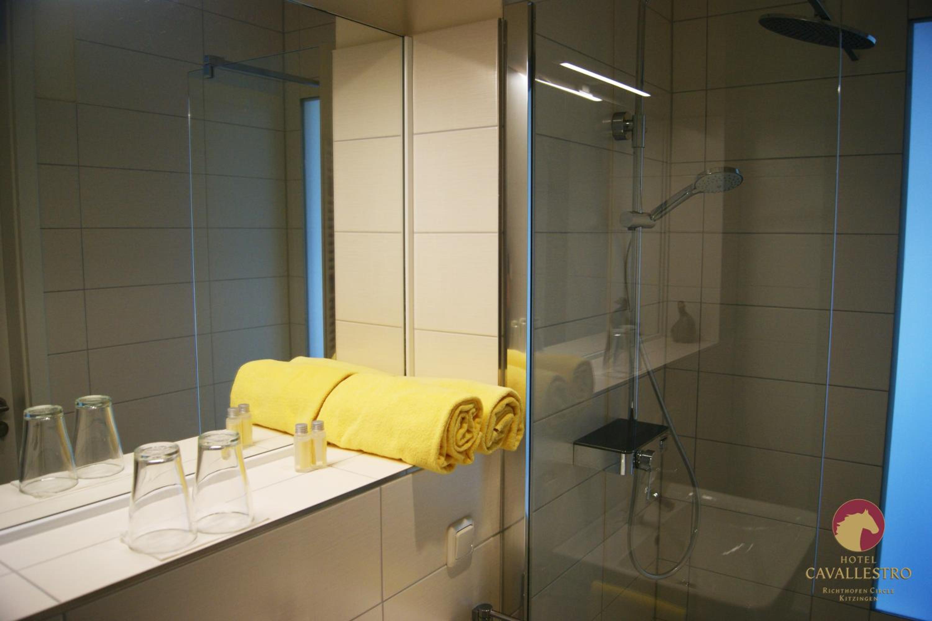 Double Room - Photo 5