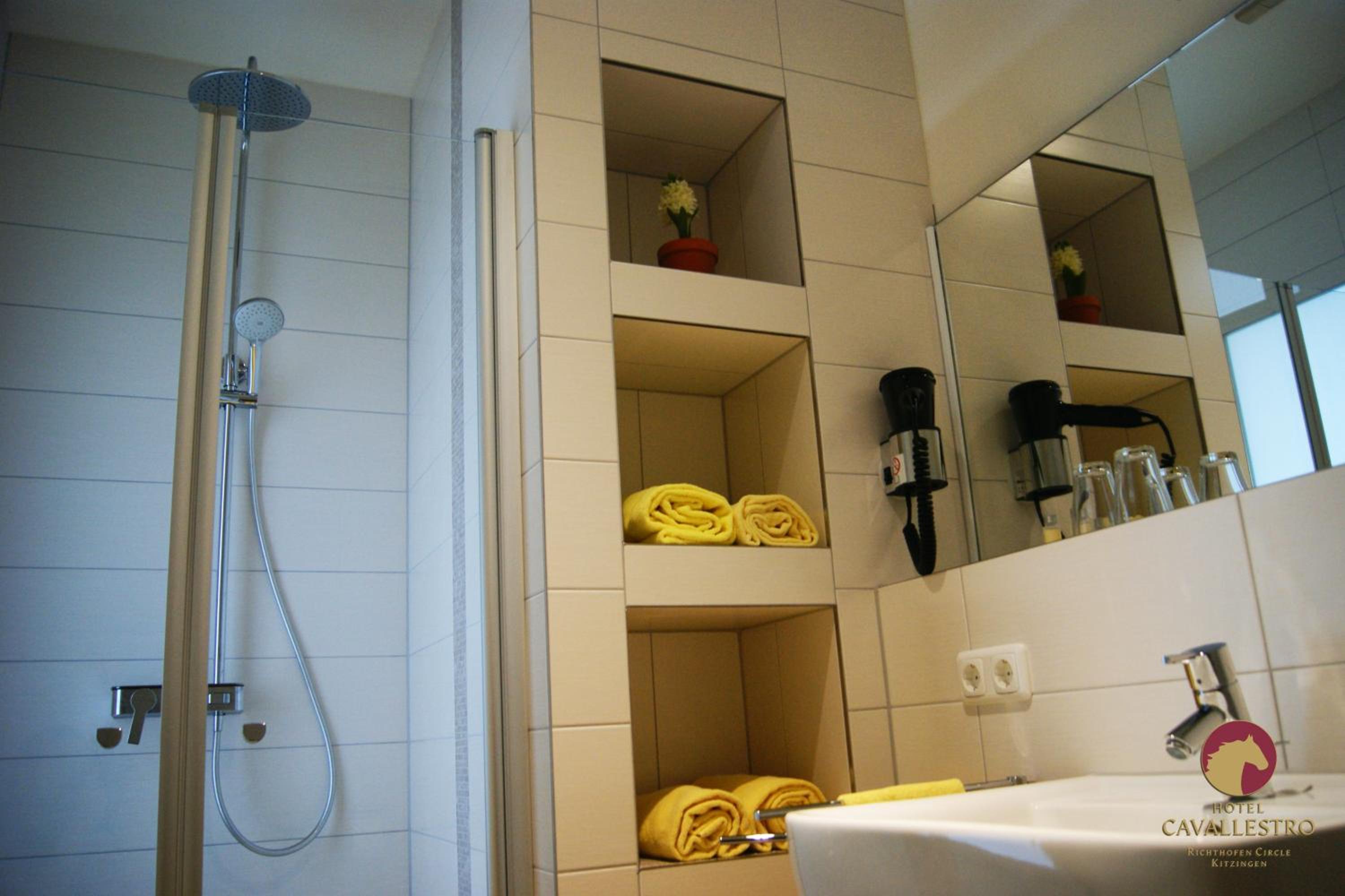 Double Room - Photo 9