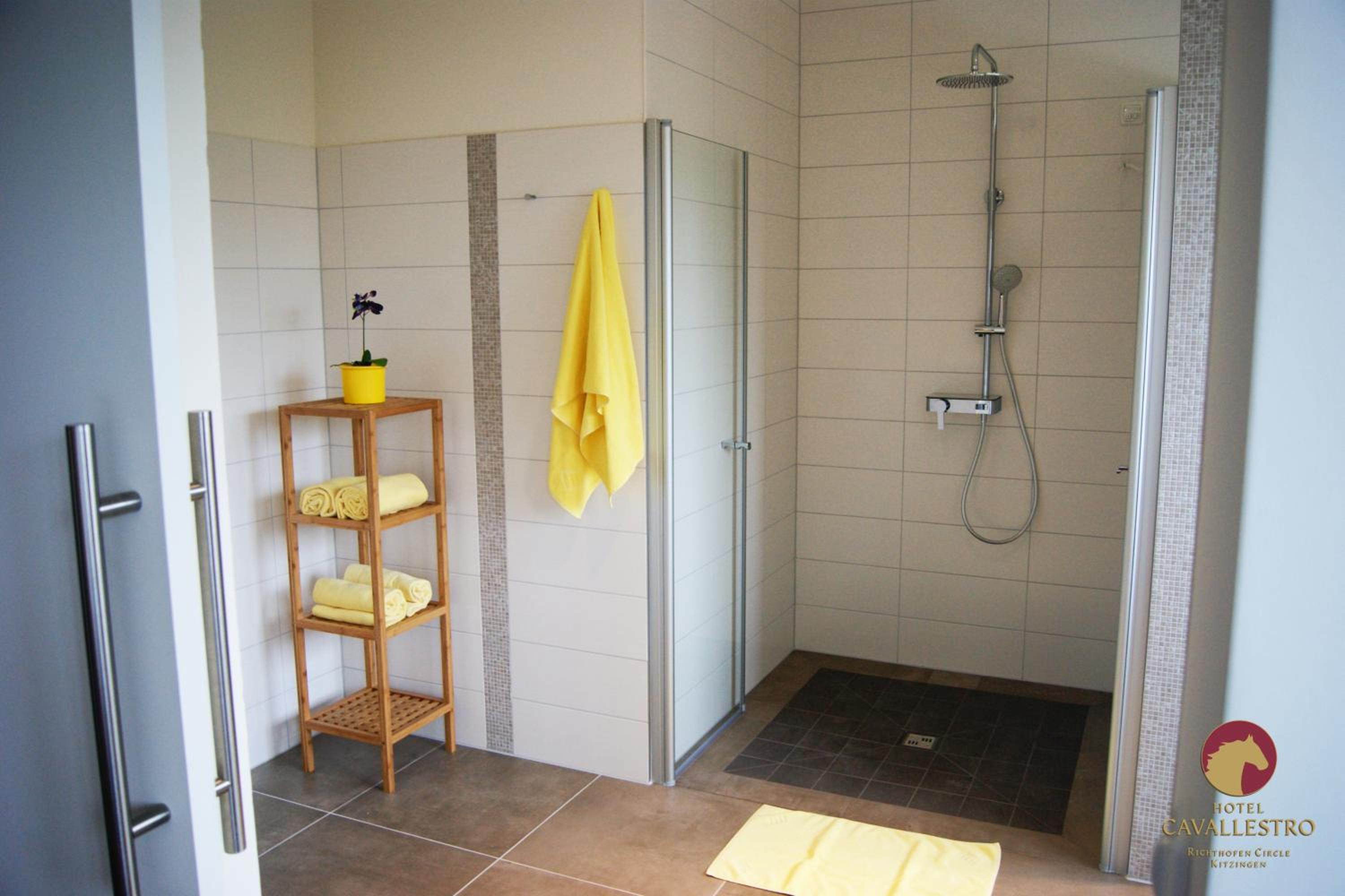 Double Room - Photo 6
