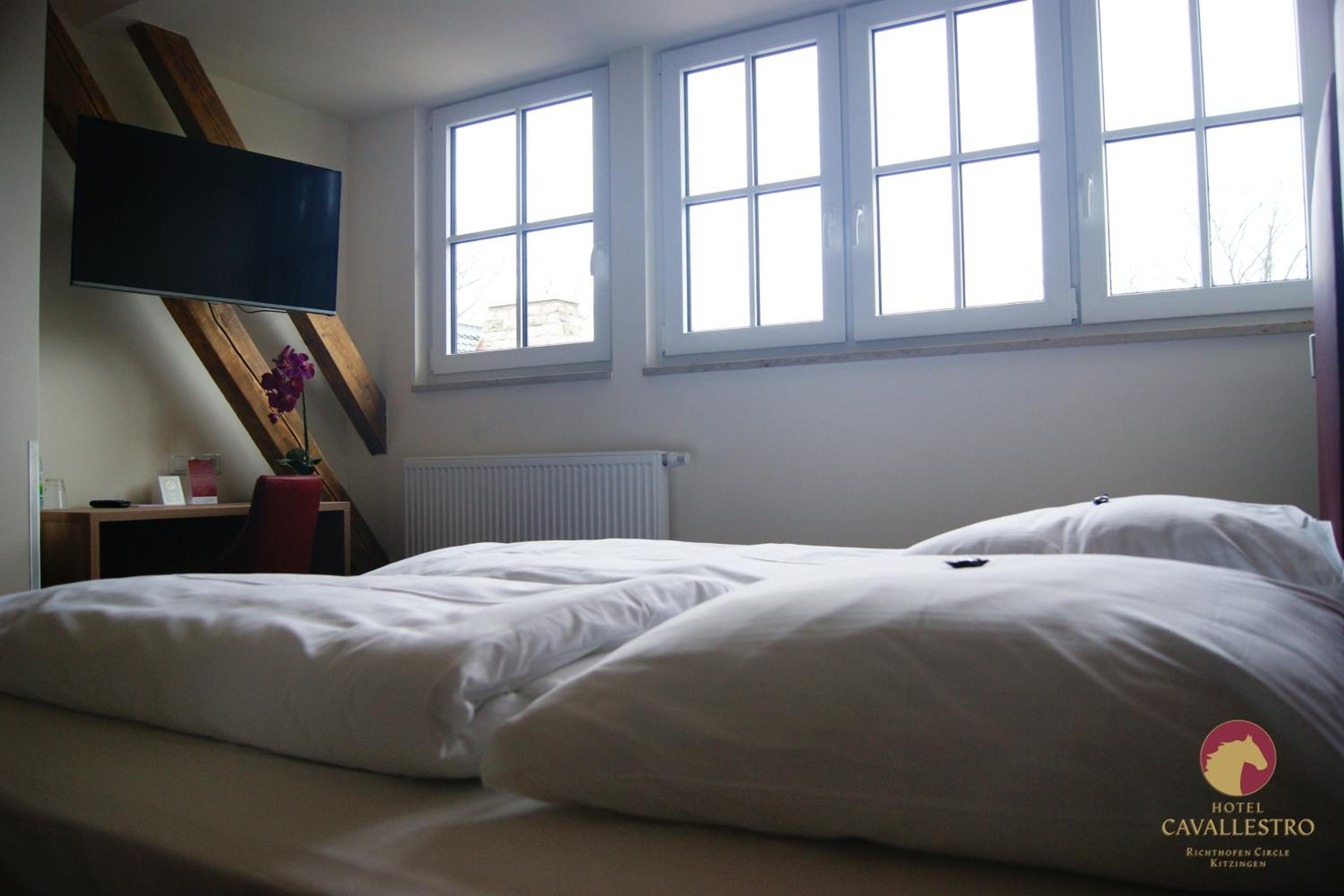Double Room - Photo 12