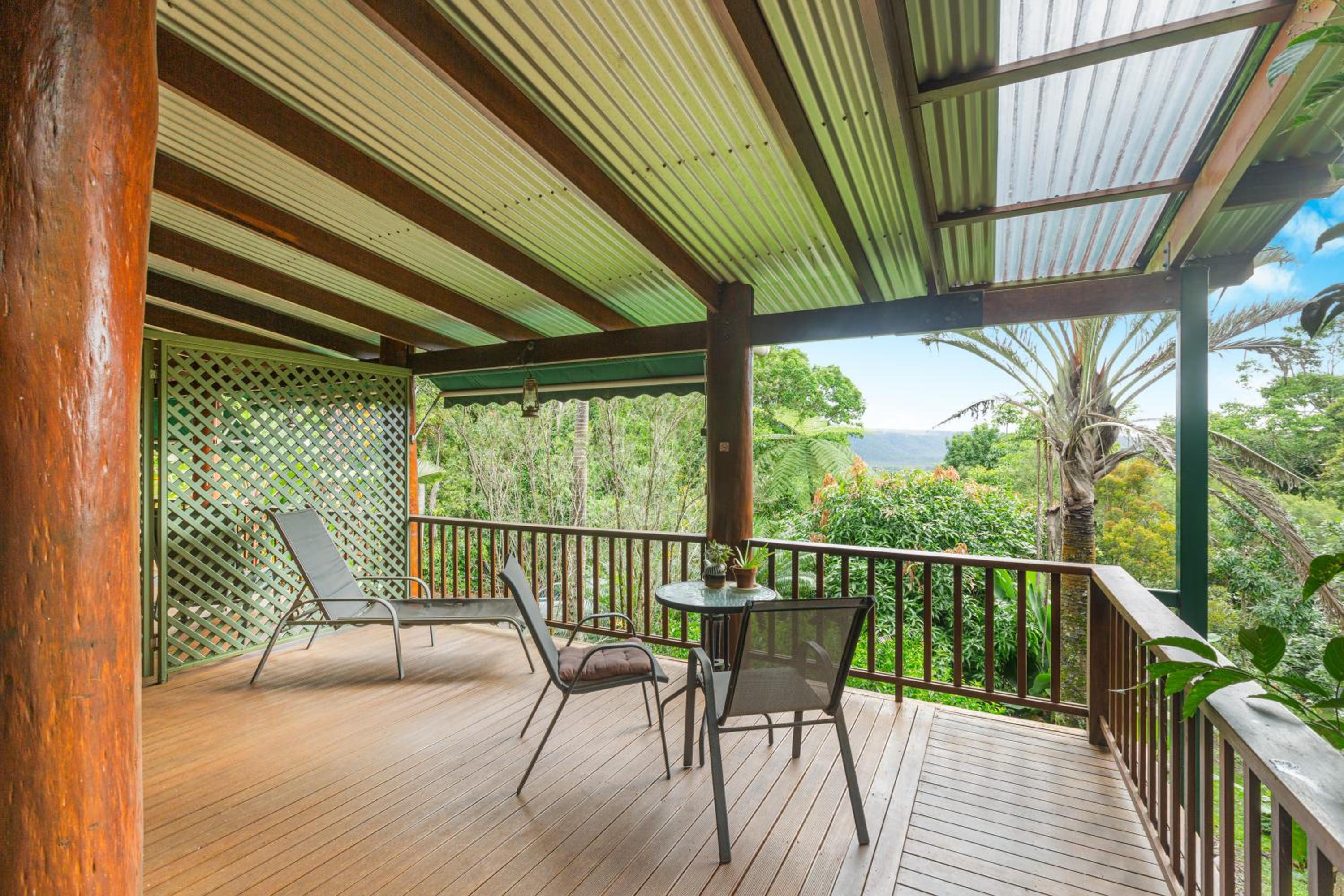 Deluxe Double Room with Balcony photo 2