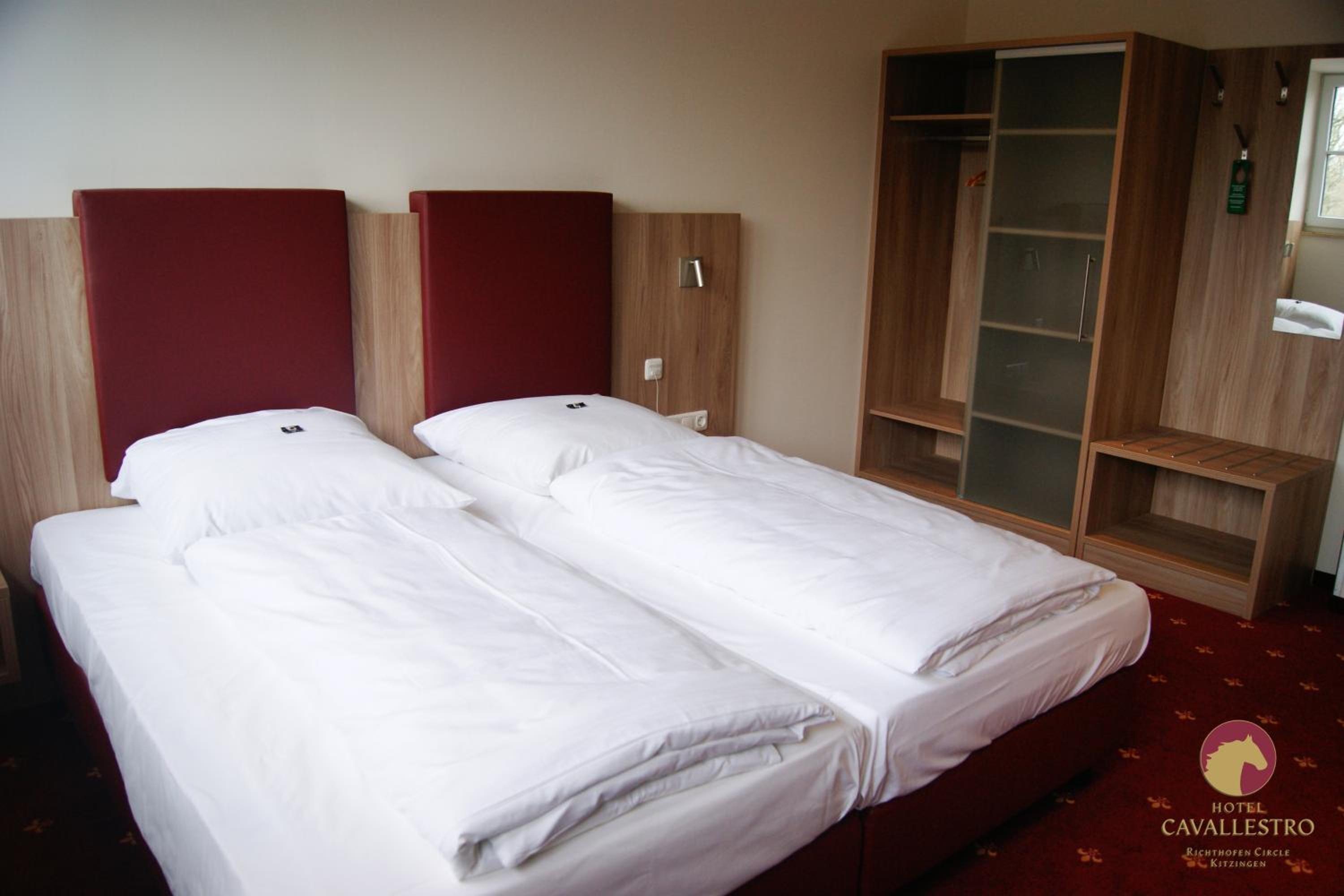 Double Room - Photo 11