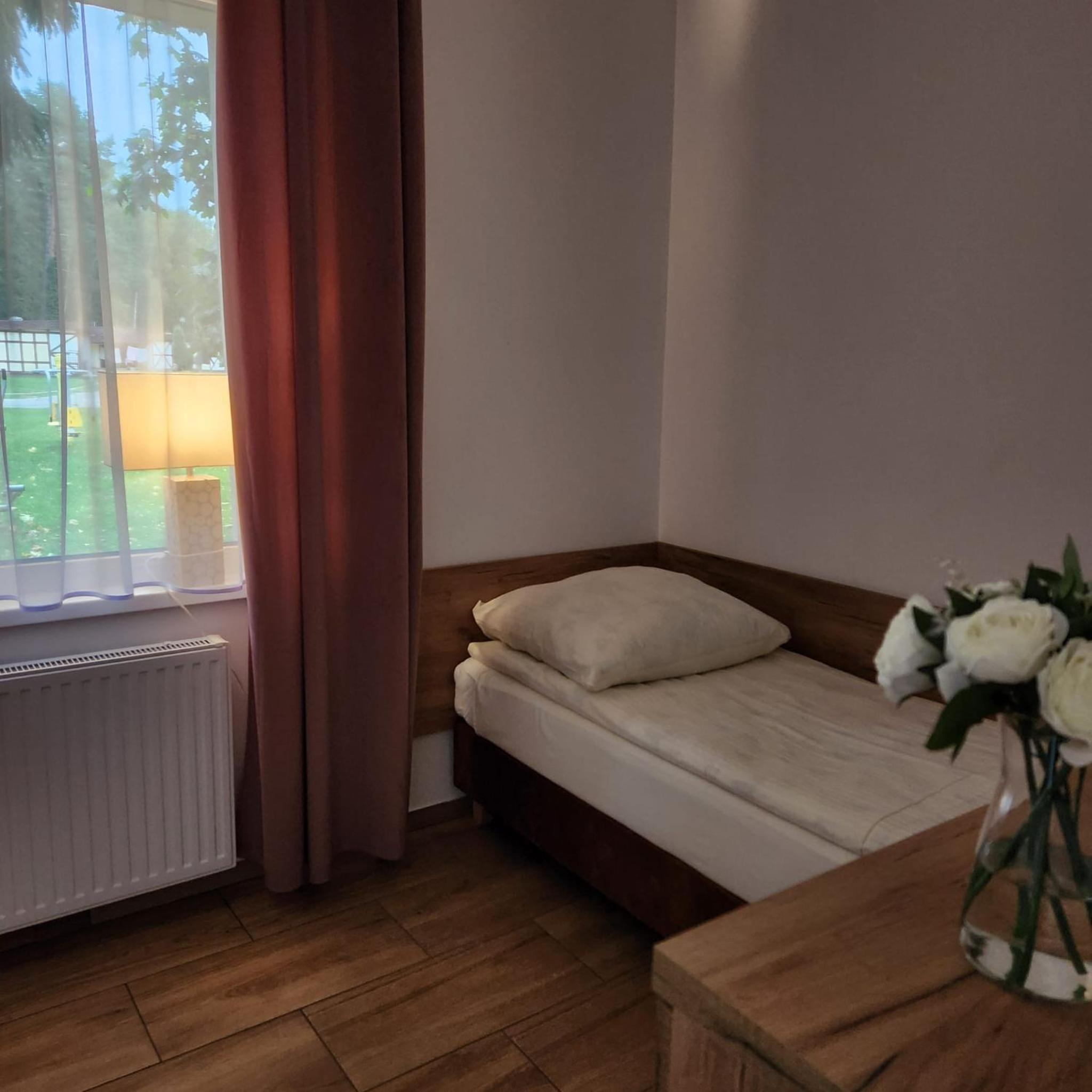 Family Studio - Photo 7