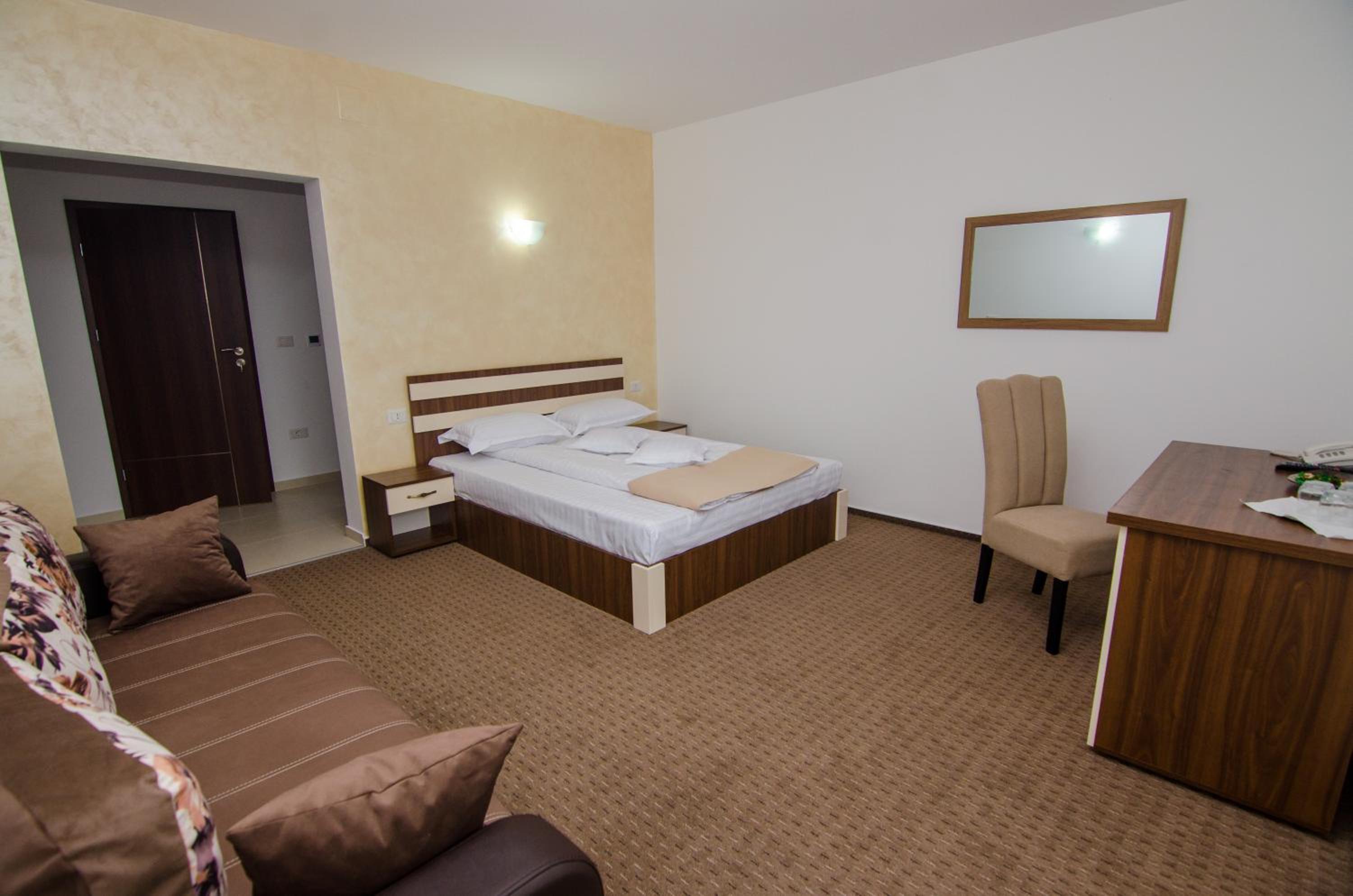Quadruple Room with Balcony photo 1