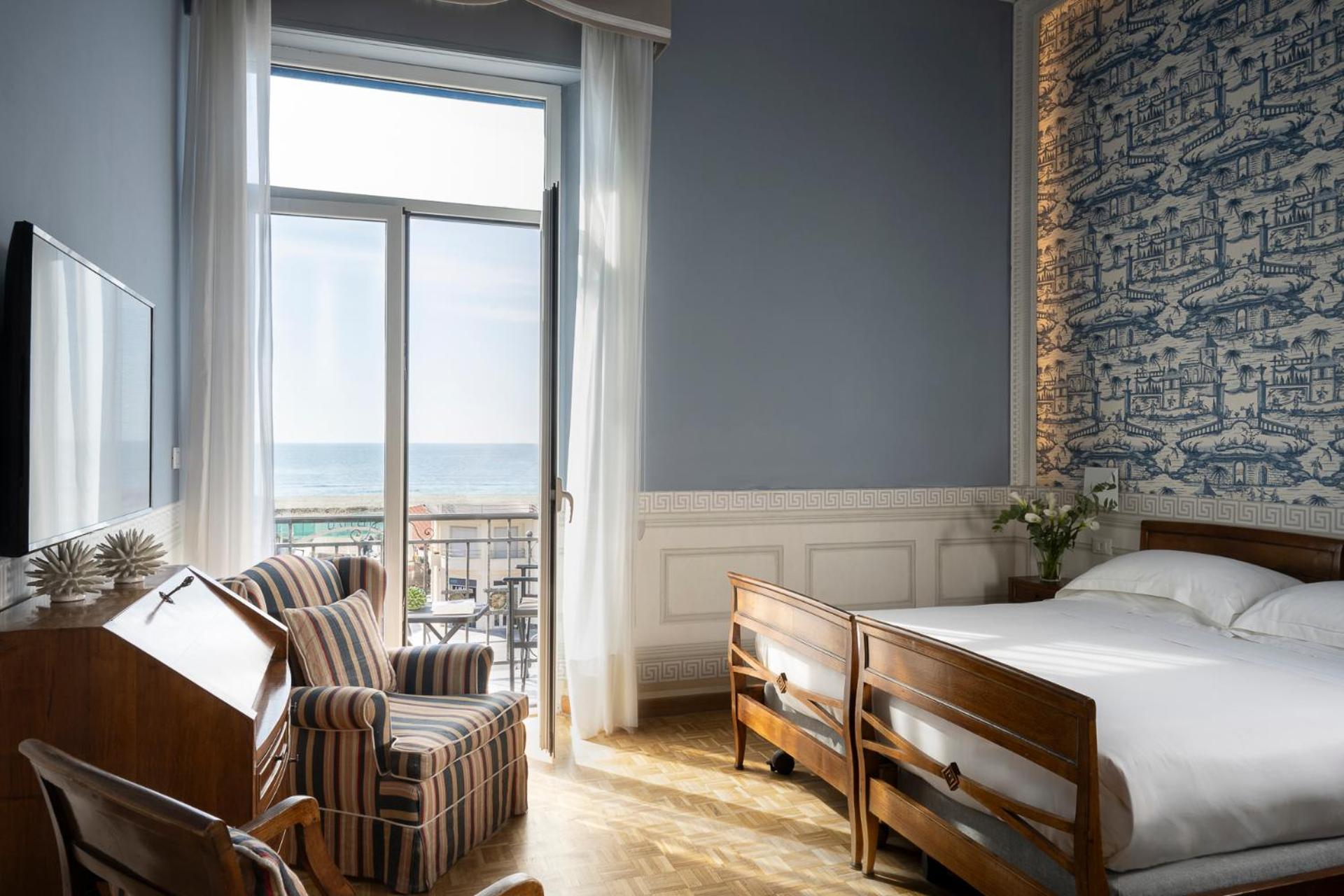 Superior Double or Twin Room with Sea View - Photo 11