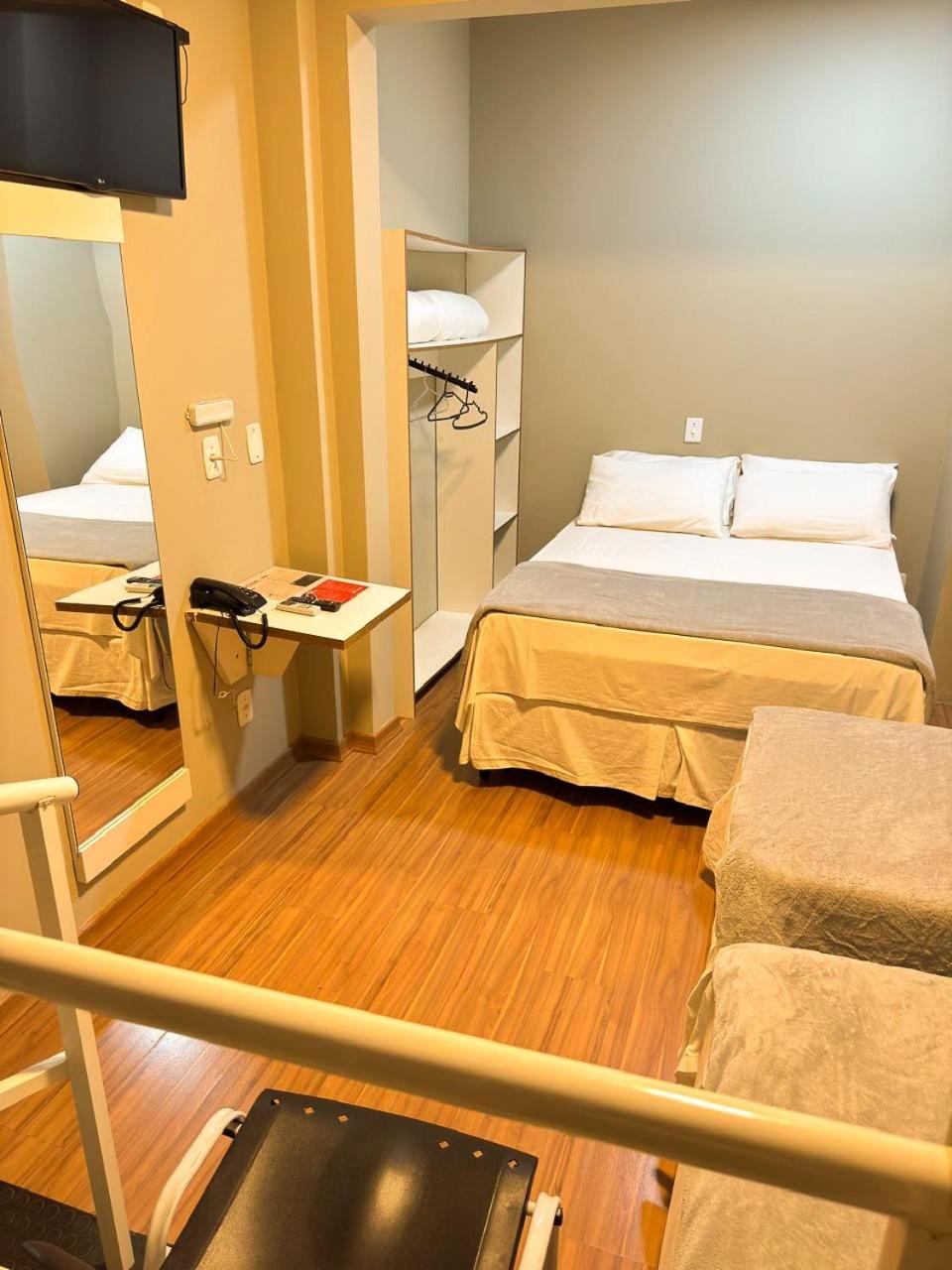 Standard Quadruple Room - Photo 2