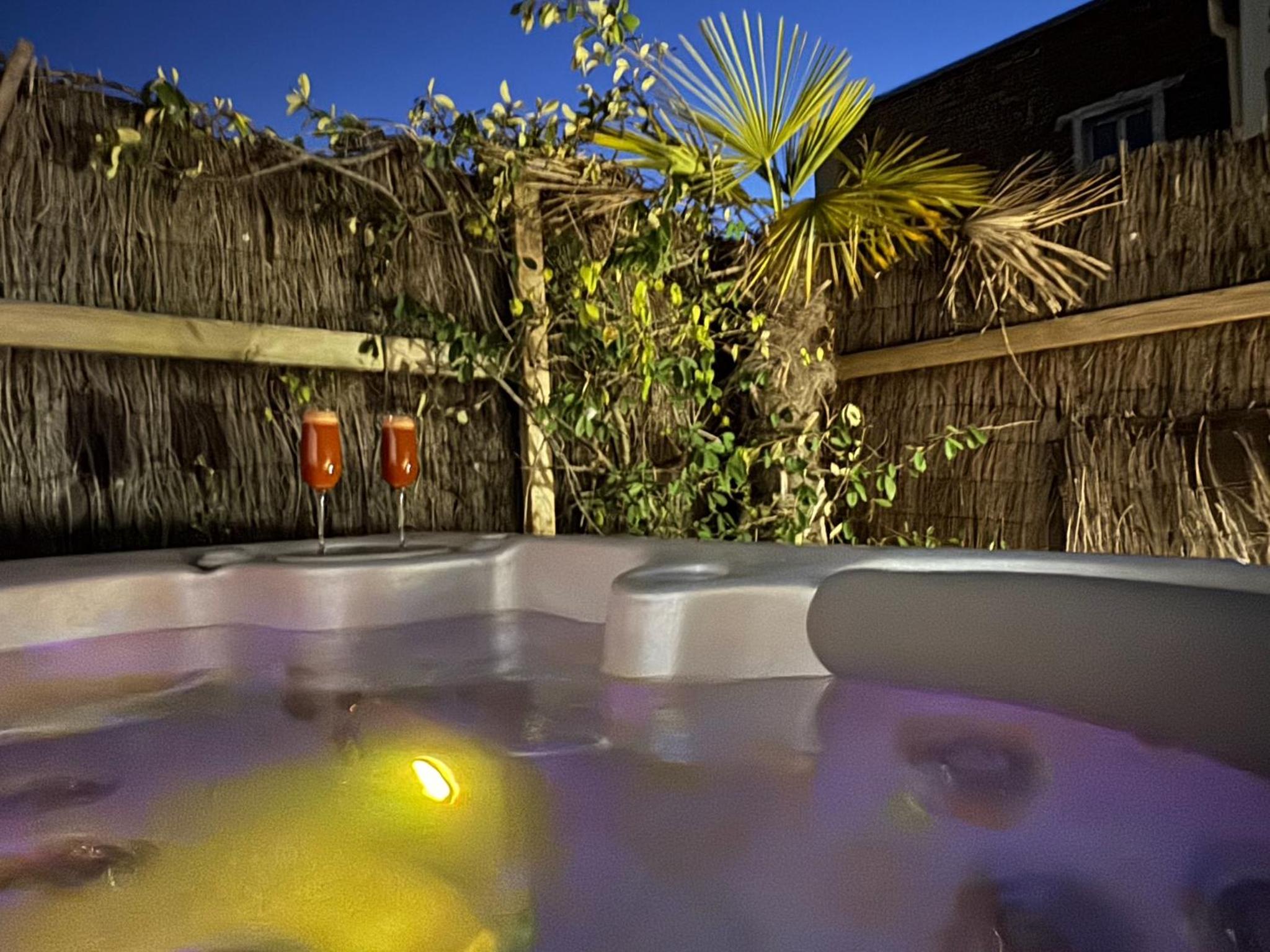 King Suite with Spa Bath photo 1