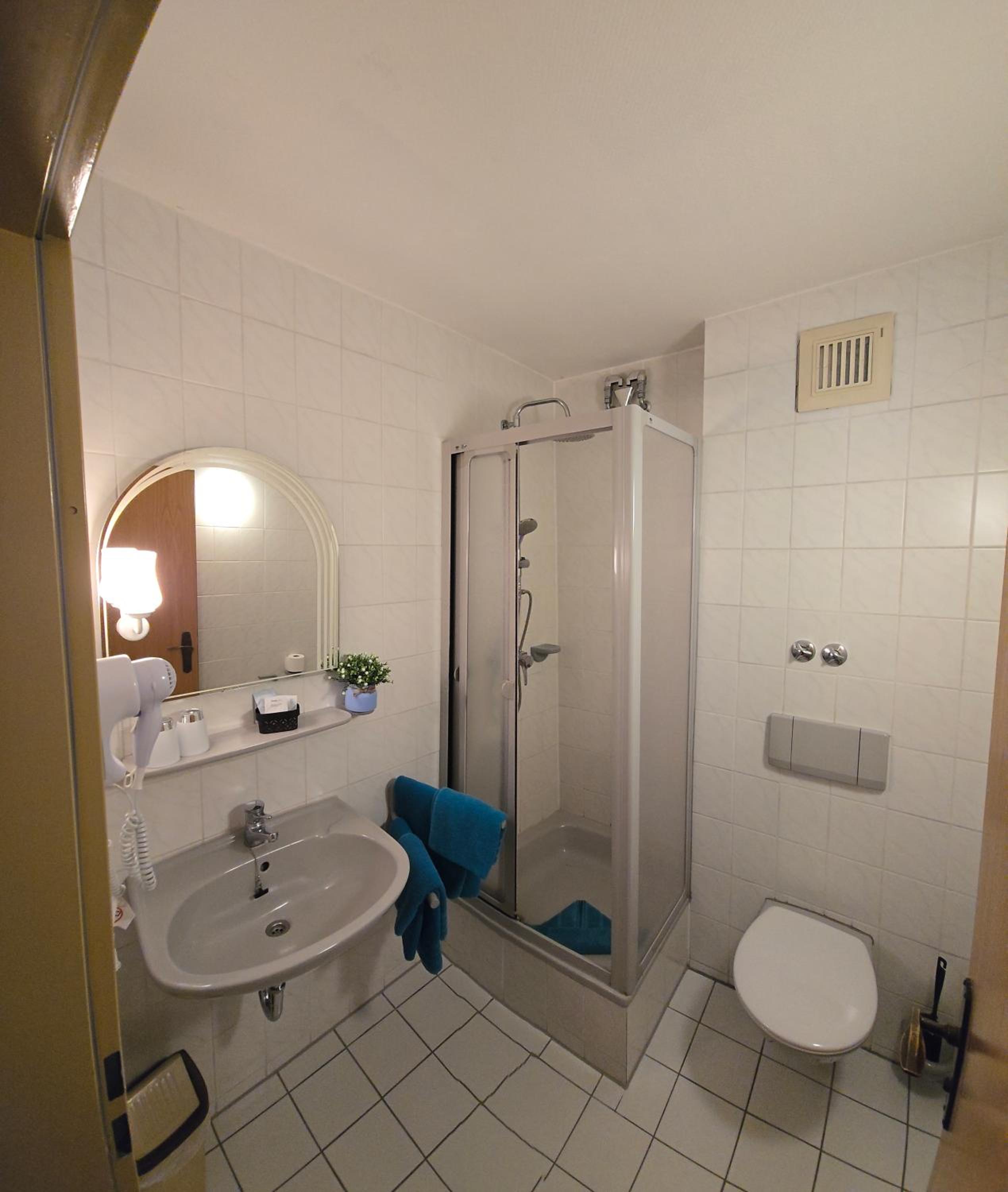 Double Room with Balcony photo 3