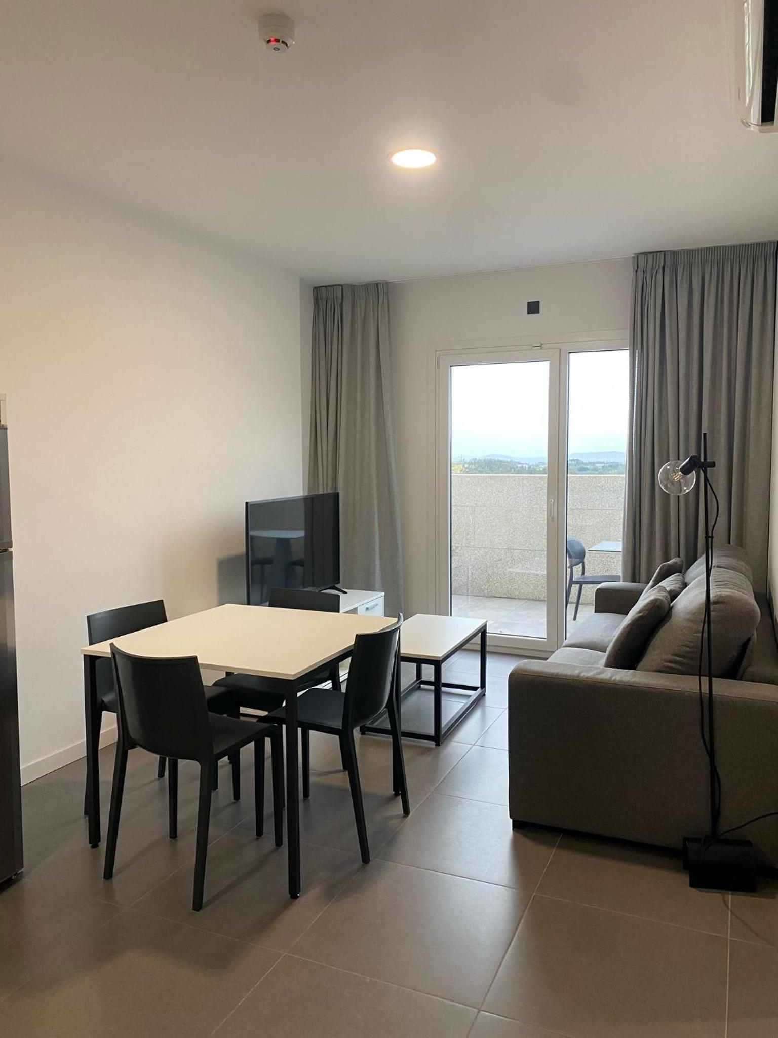 One-Bedroom Apartment with Sea View and Terrace