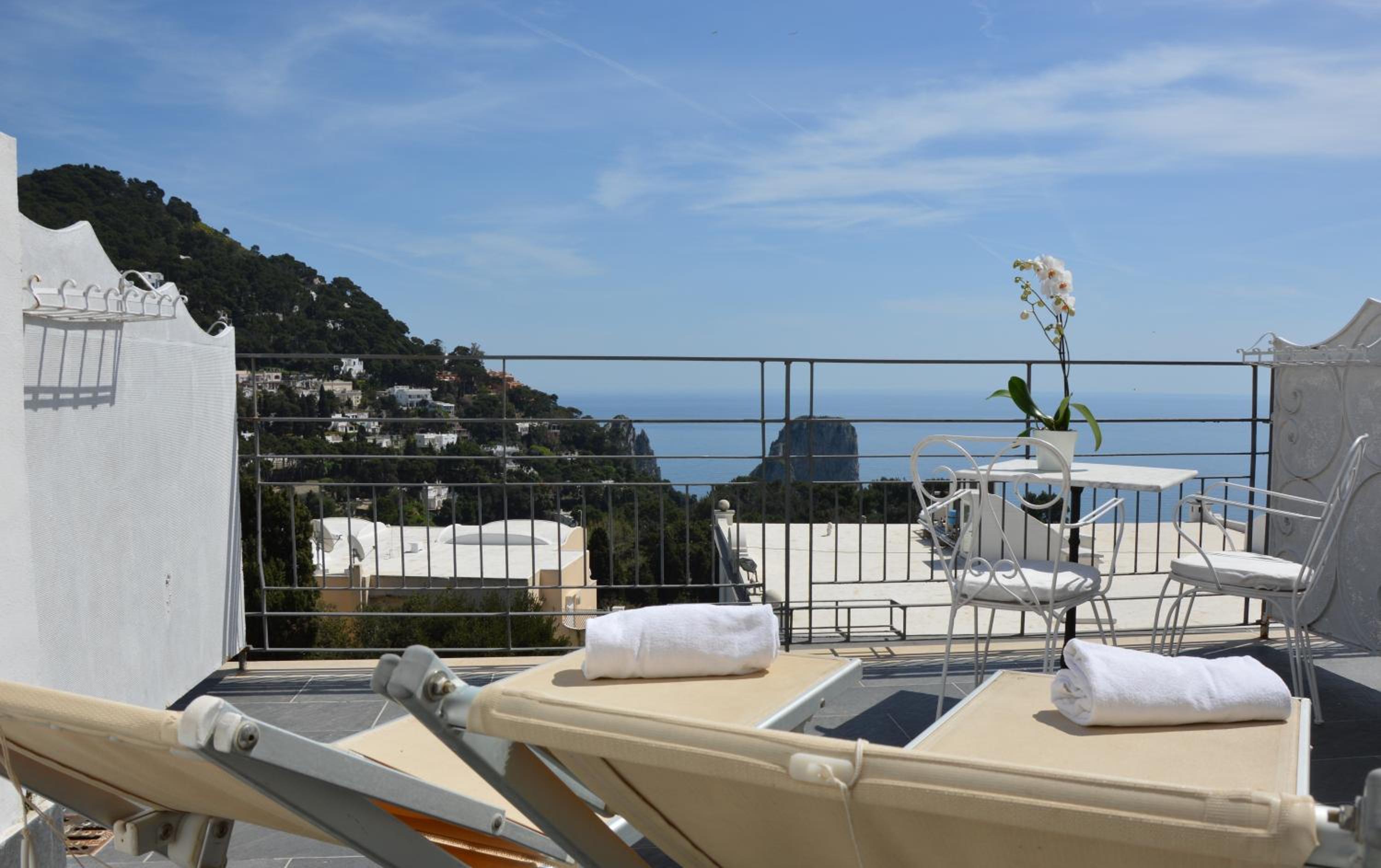 Junior Suite with Terrace and Sea View - Photo 6