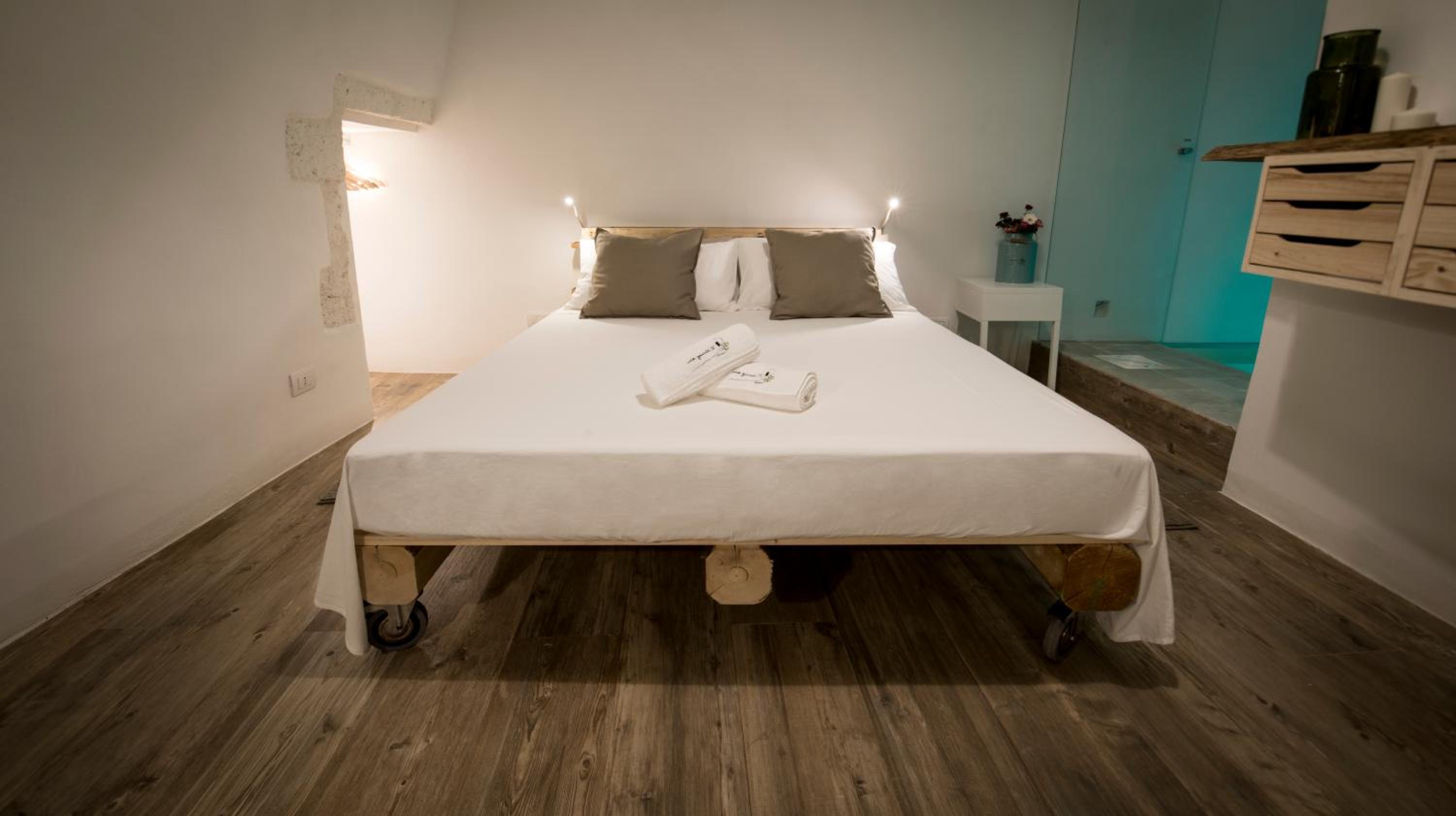 One-Bedroom Apartment - Split Level - Photo 20