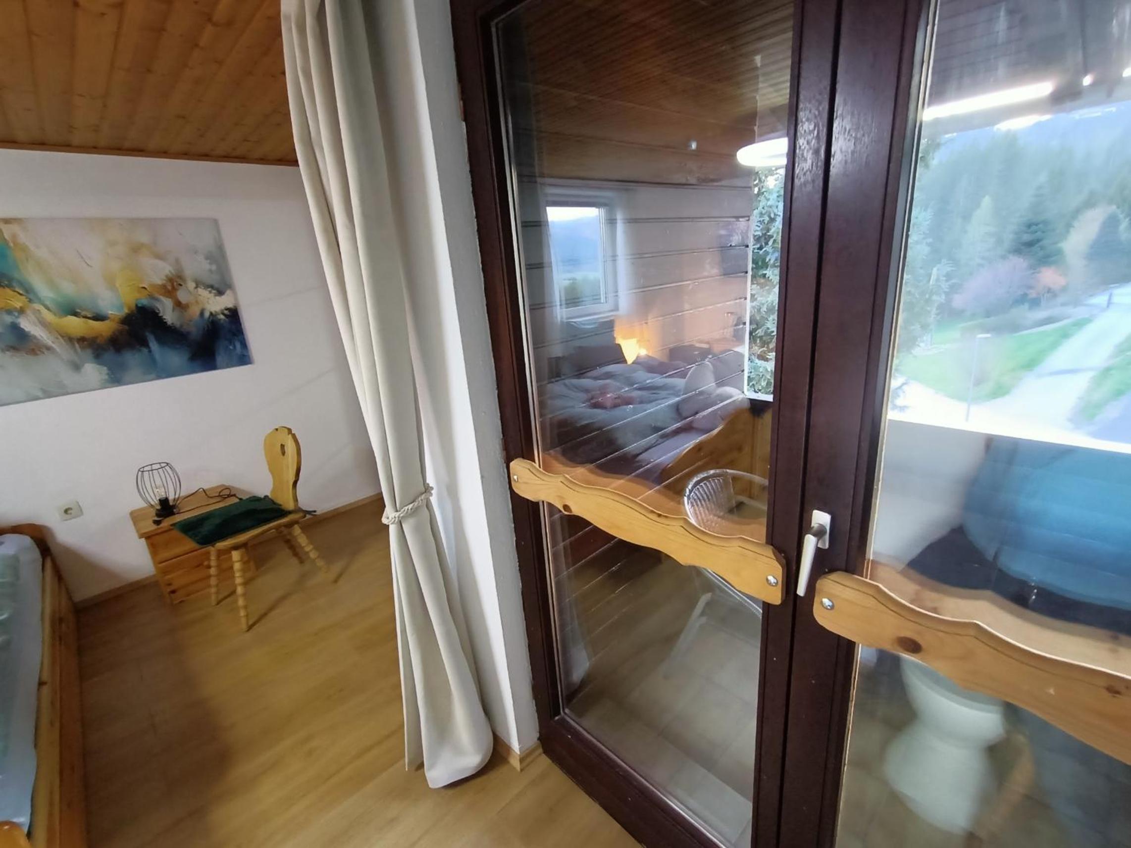 Deluxe Double Room with Balcony photo 2