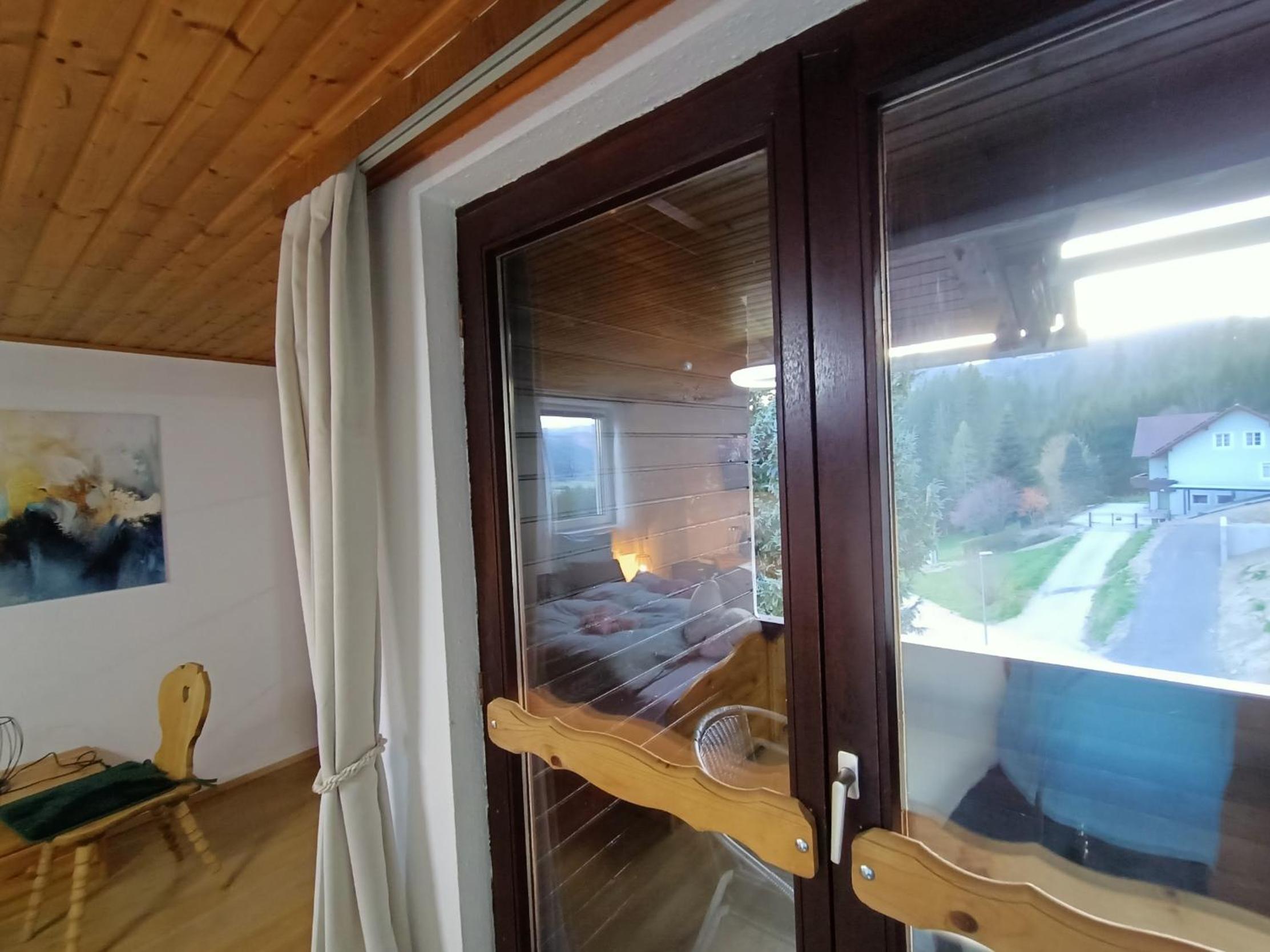 Deluxe Double Room with Balcony photo 3
