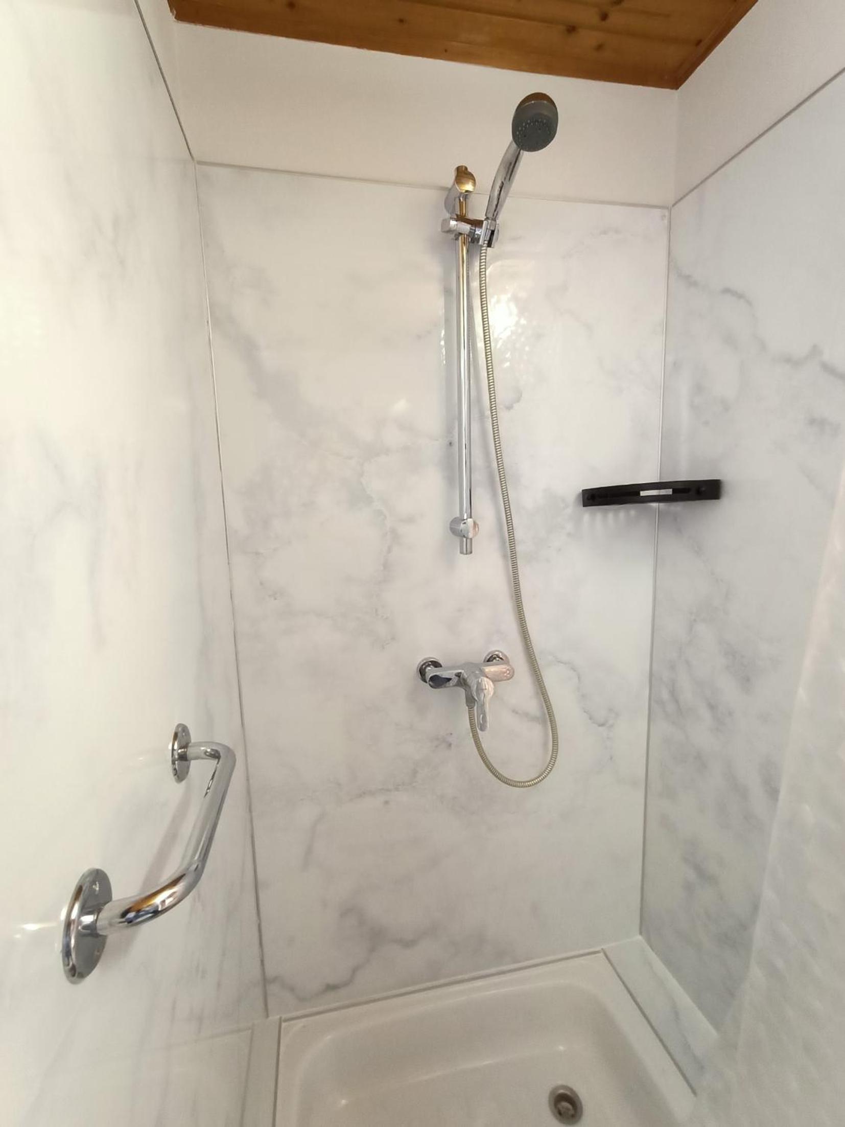 Deluxe Single Room with Balcony photo 1
