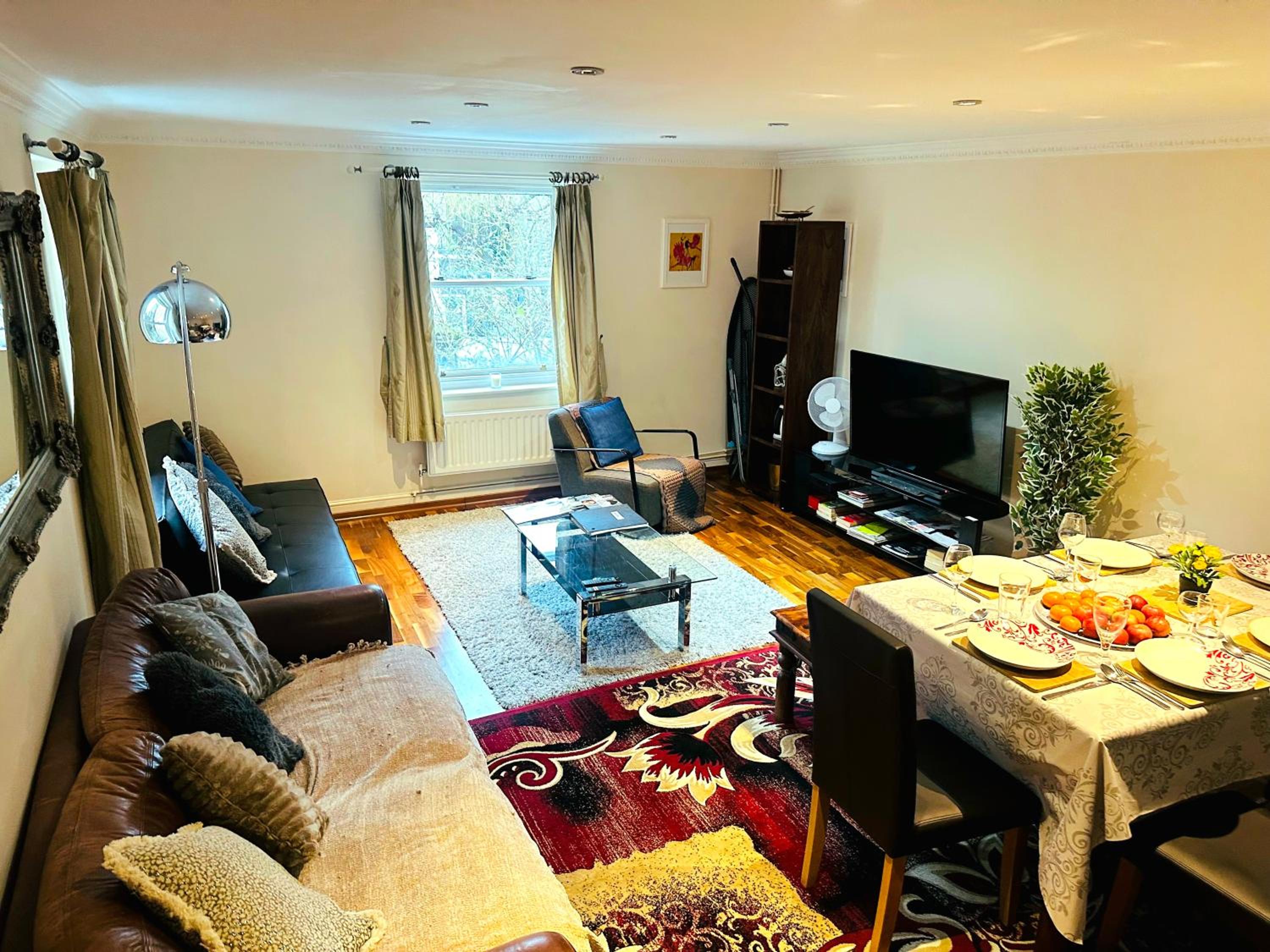Two-Bedroom Apartment photo 2