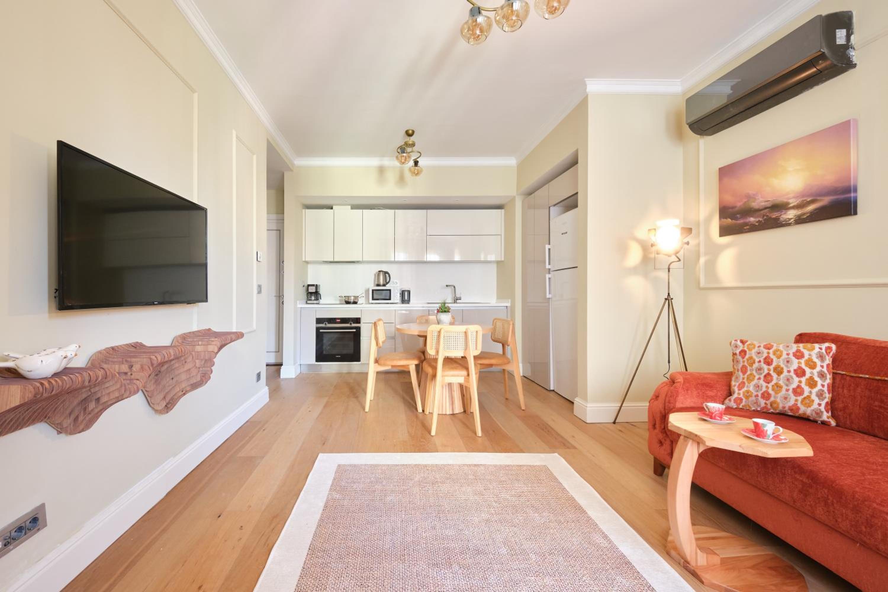 One-Bedroom Deluxe Apartment