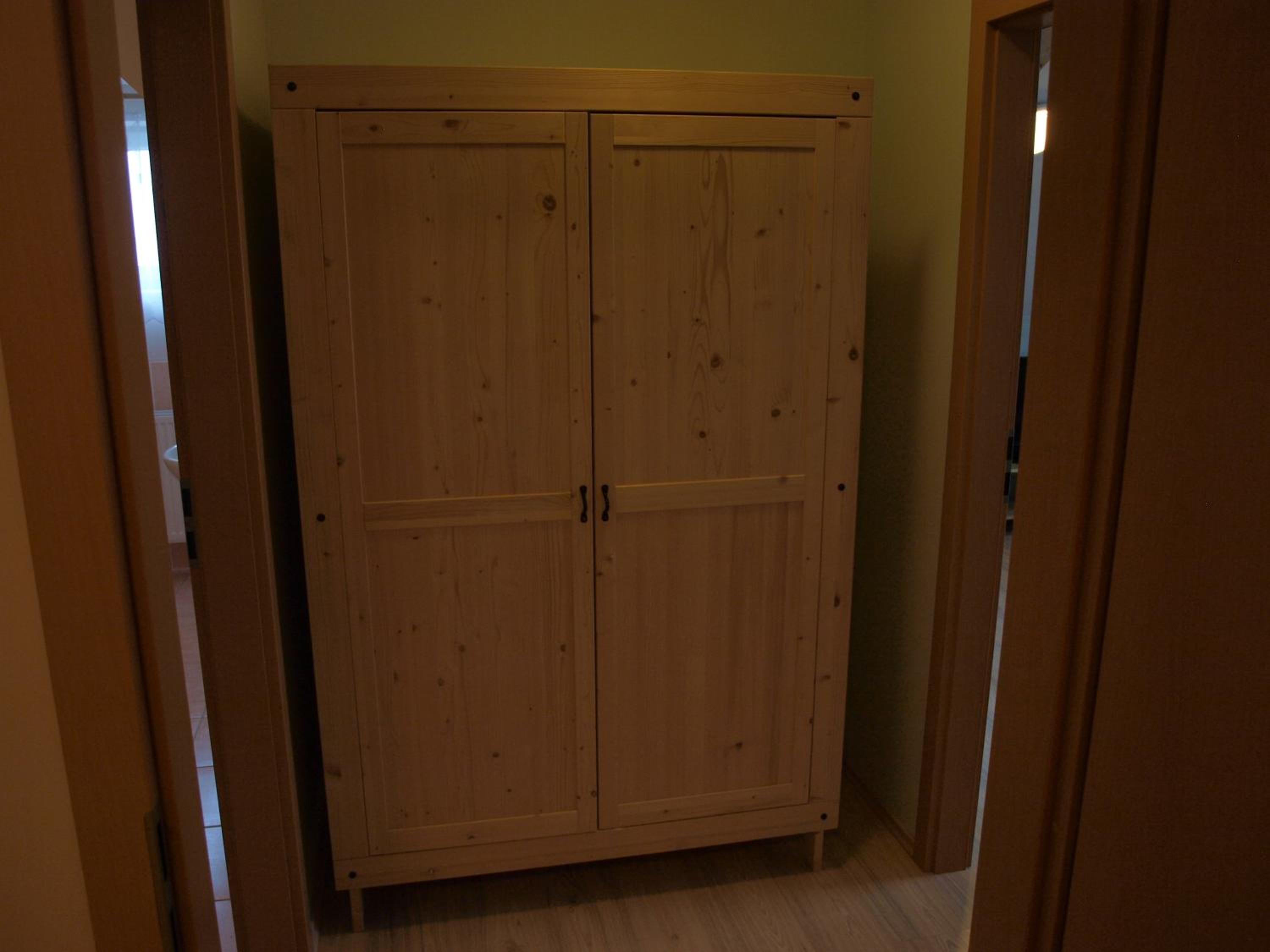 Apartment - Second Floor - Photo 2