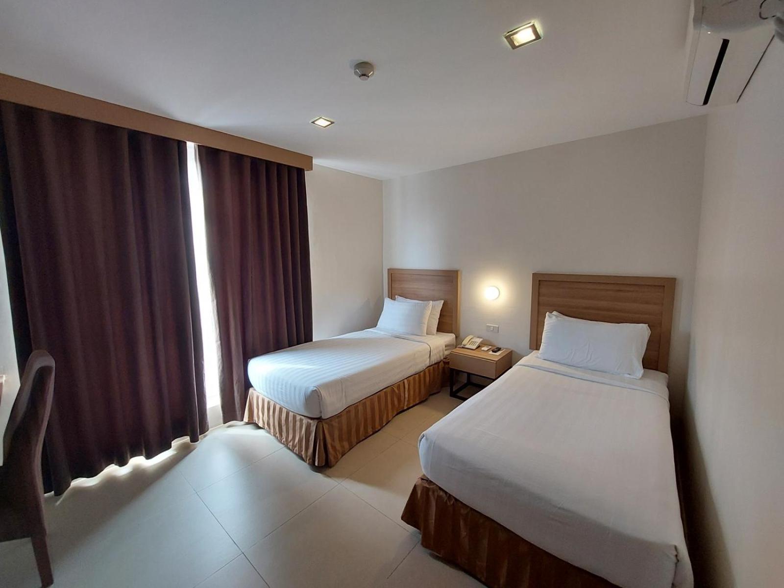 Deluxe Twin Room - Photo 3