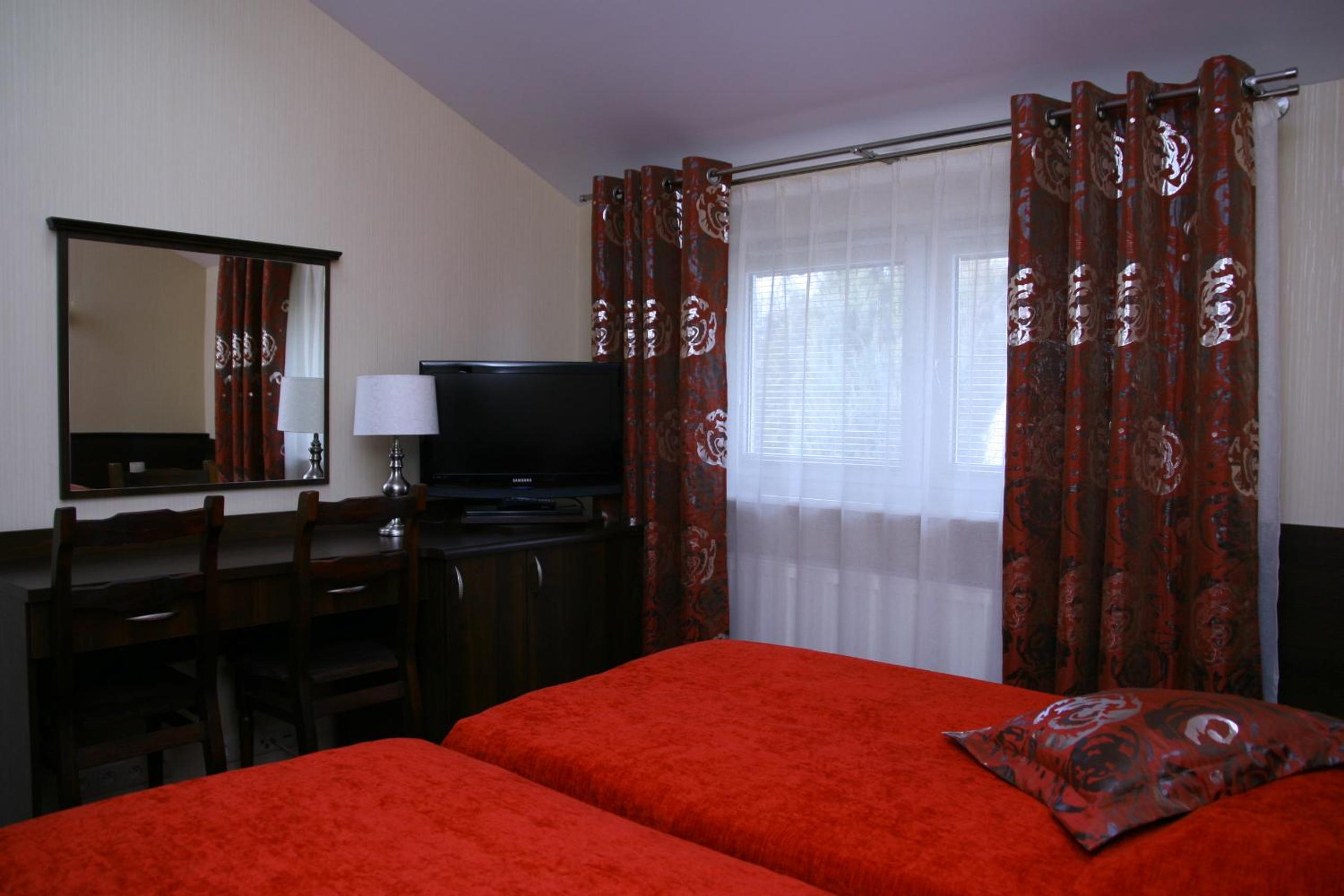 Deluxe Twin Room - Photo 6